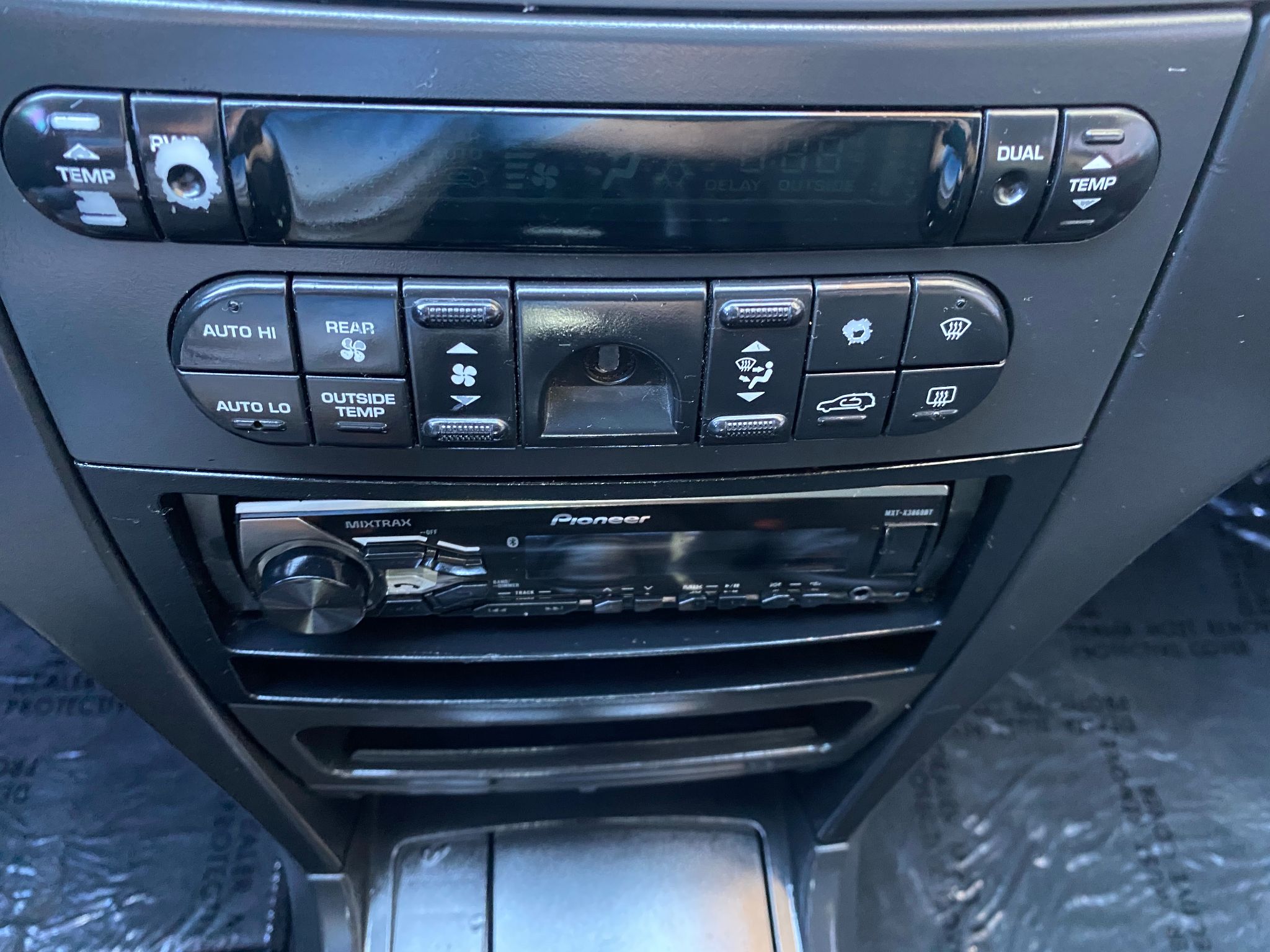 2004 Chrysler Pacifica 4dr Wagon