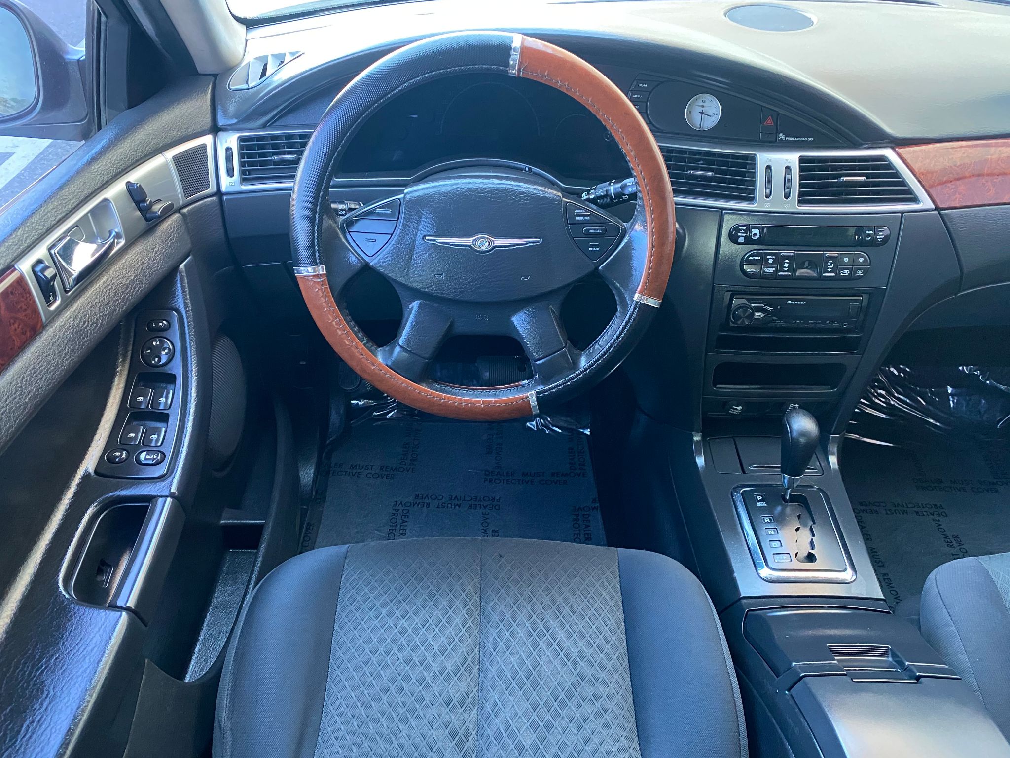 2004 Chrysler Pacifica 4dr Wagon