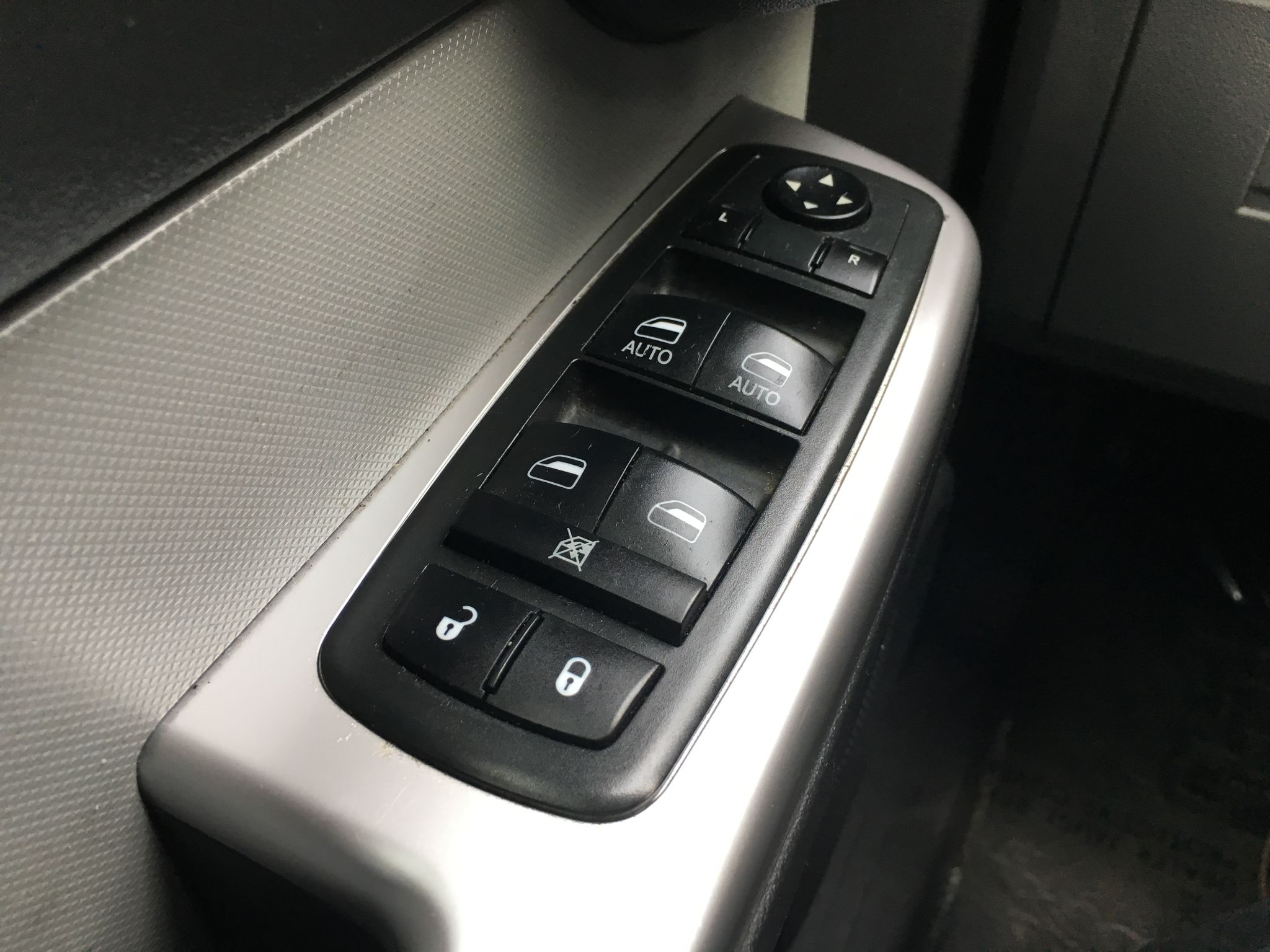 2007 Dodge Nitro SLT