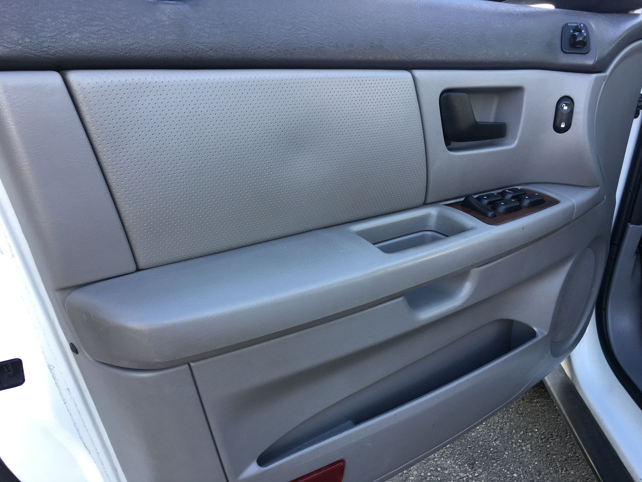 2000 BMW 3 Series 323i