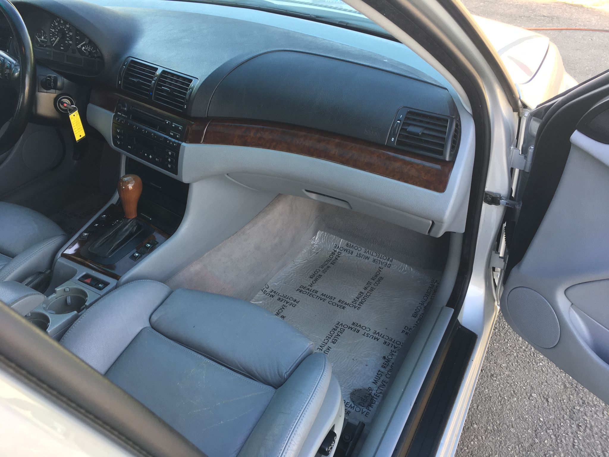 2000 BMW 3 Series 323i