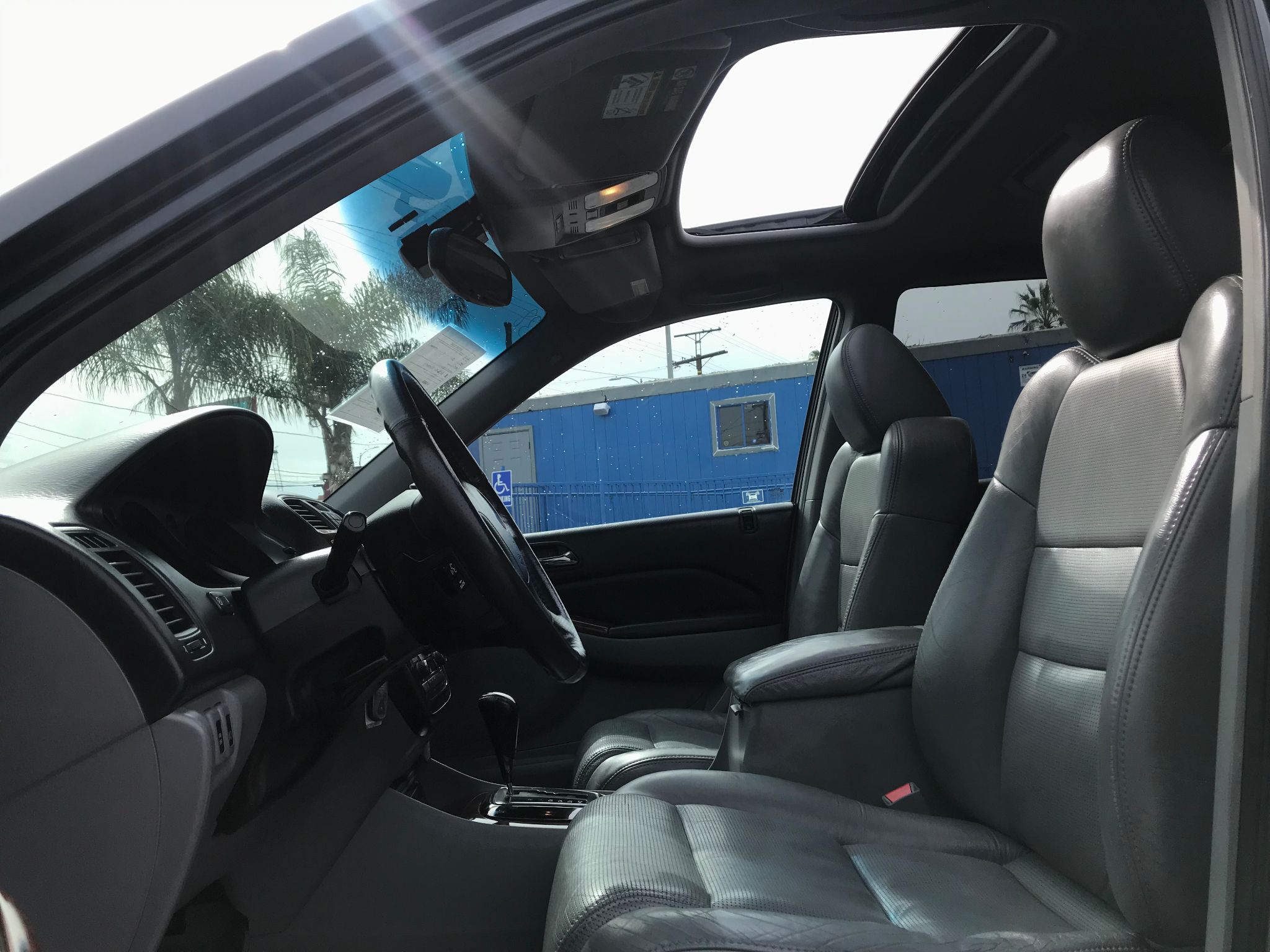 2004 Acura MDX Touring Pkg RES w/Nav
