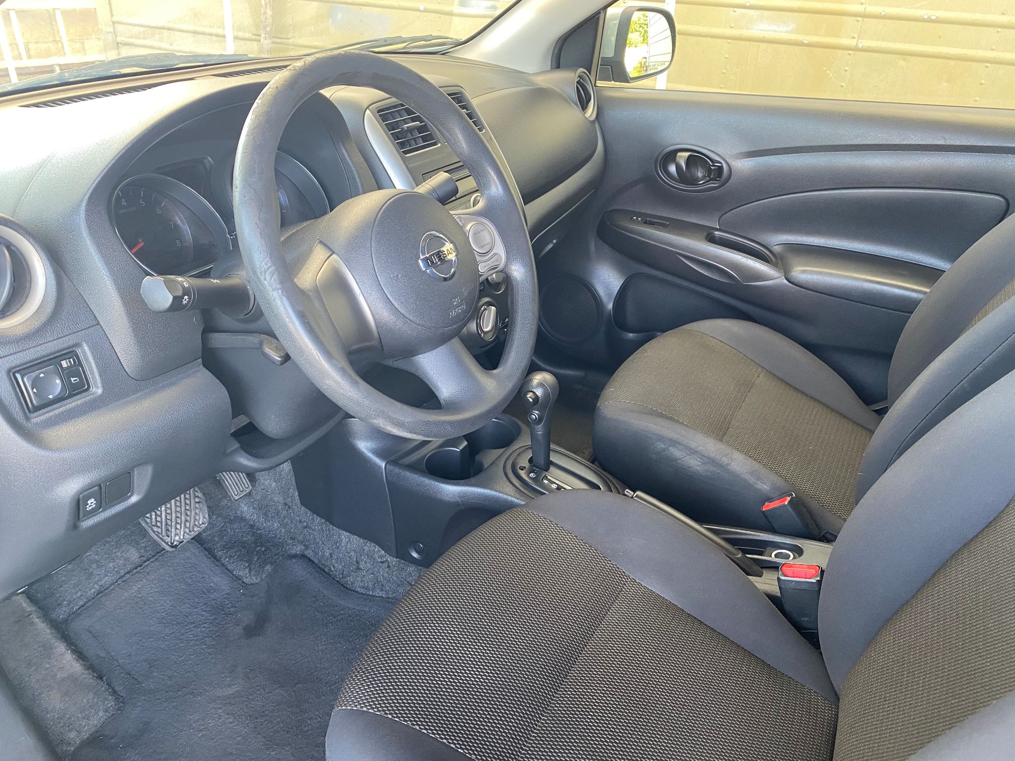 2012 Nissan Versa SV