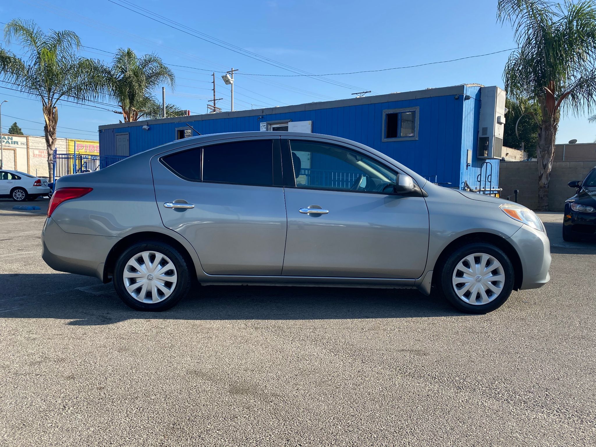 2012 Nissan Versa SV