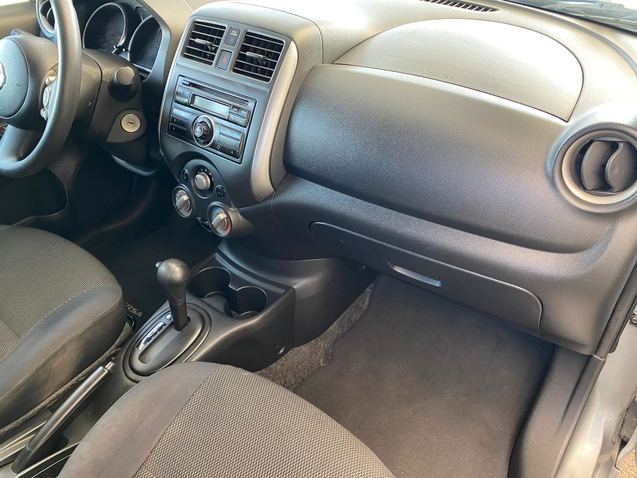 2012 Nissan Versa SV