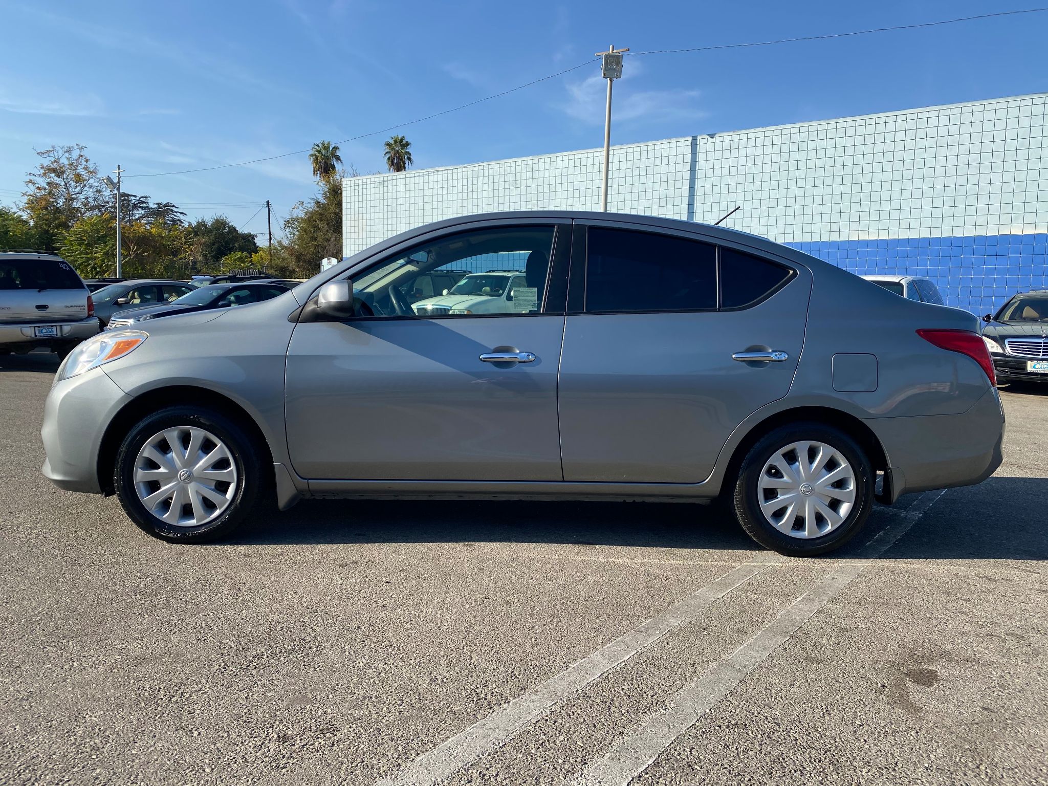 2012 Nissan Versa SV