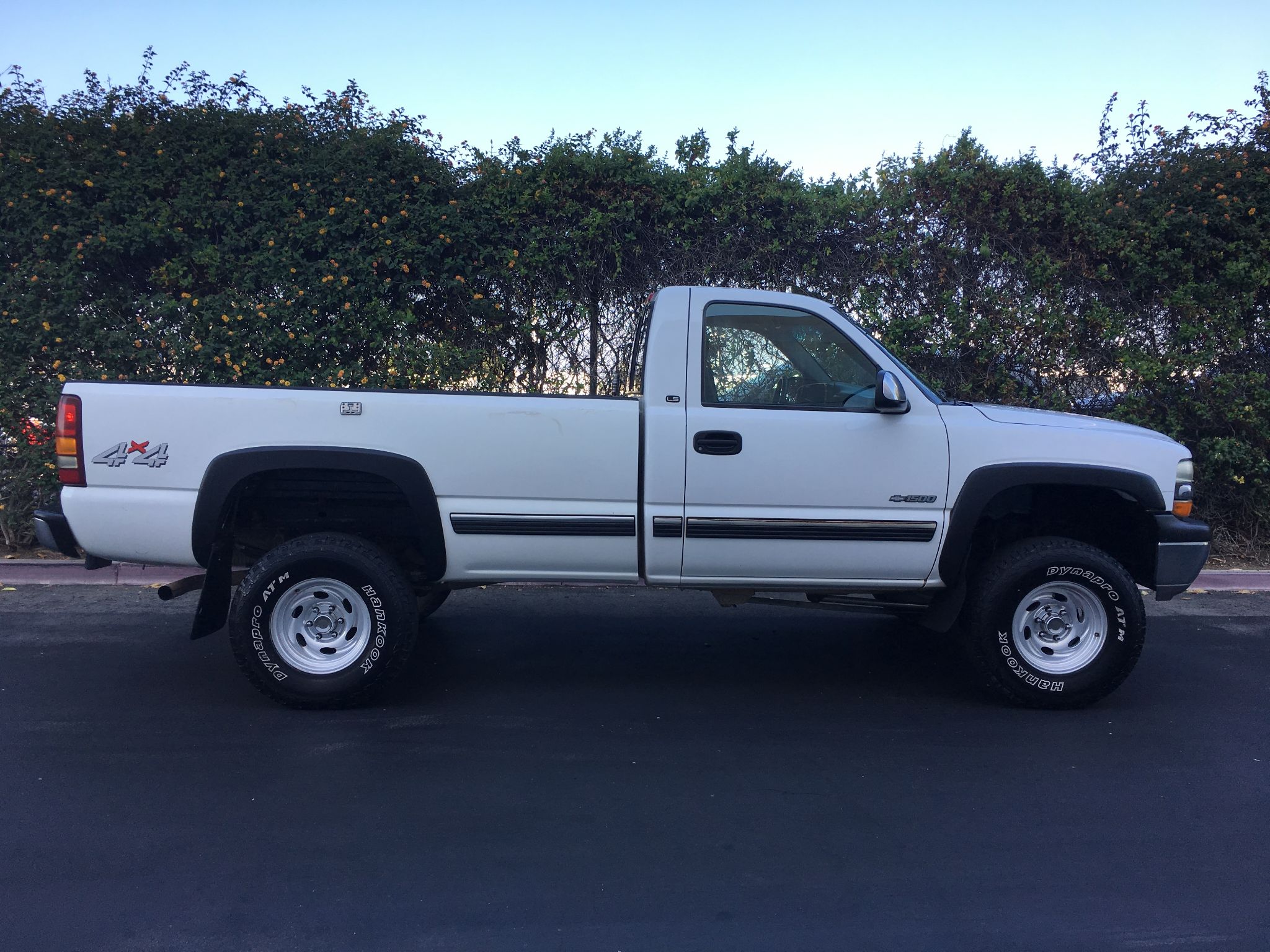 2000 Chevrolet Silverado 1500 LS