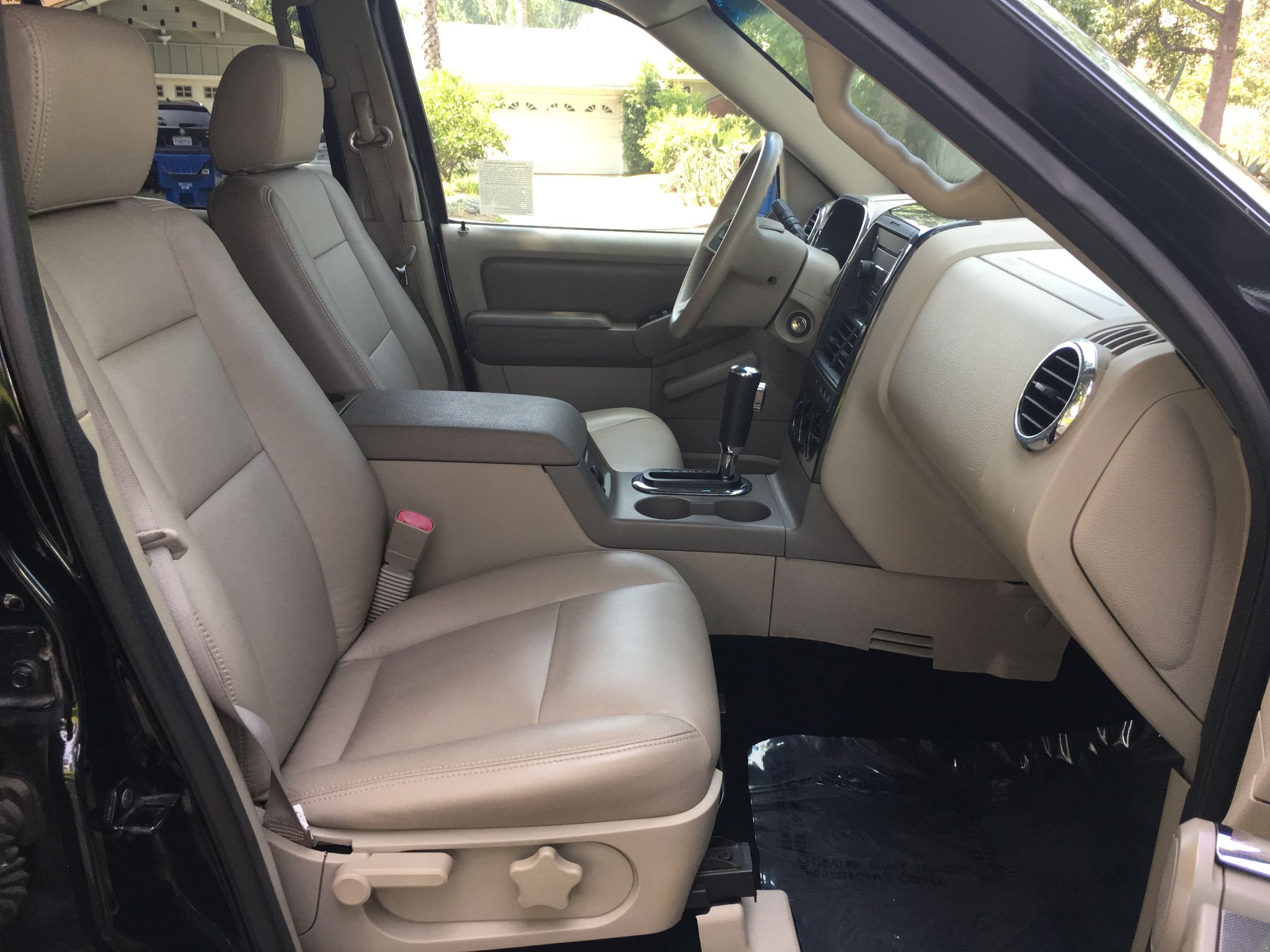 2006 Ford Explorer XLT 7 PASSENGER