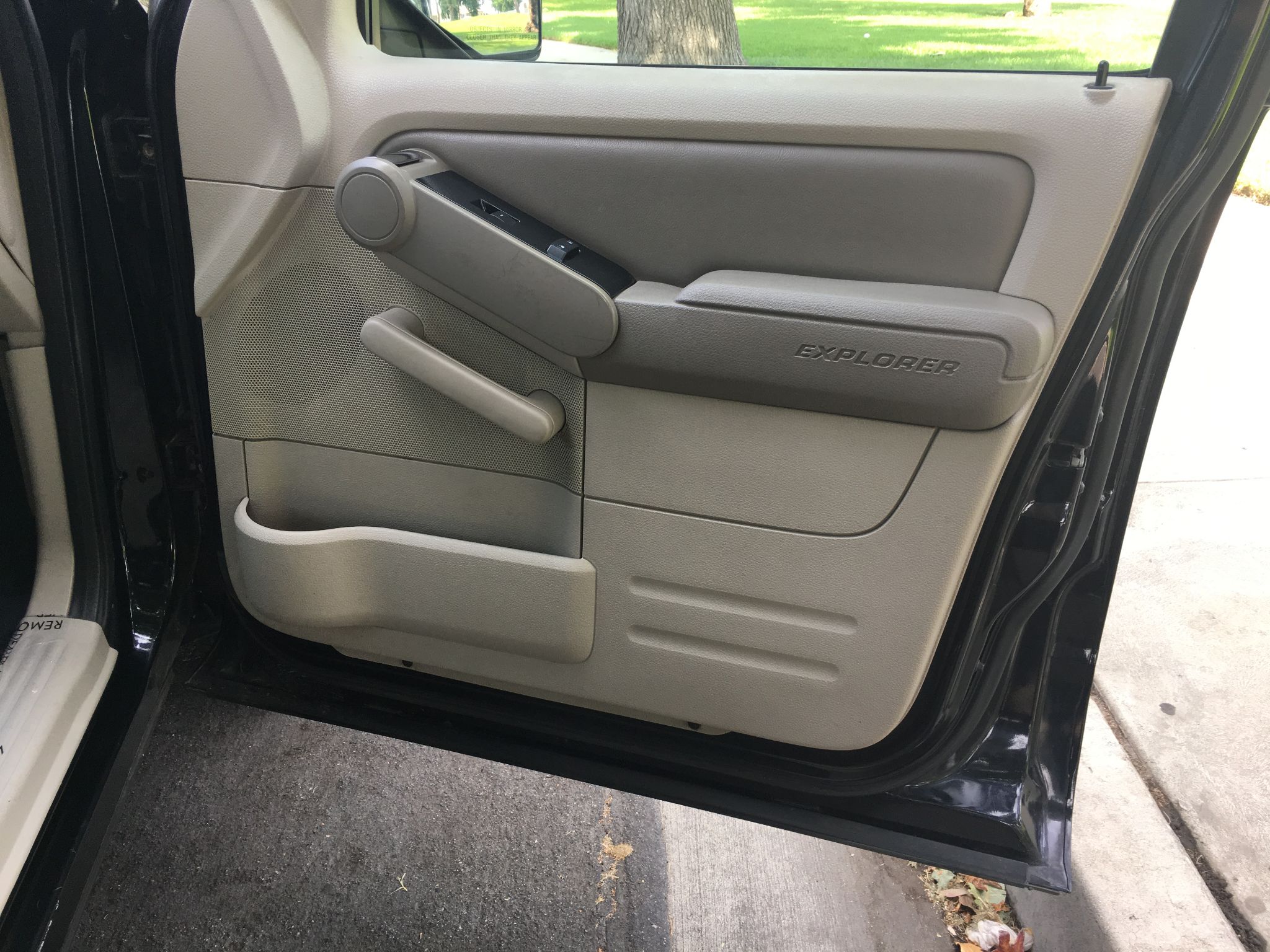 2006 Ford Explorer XLT 7 PASSENGER