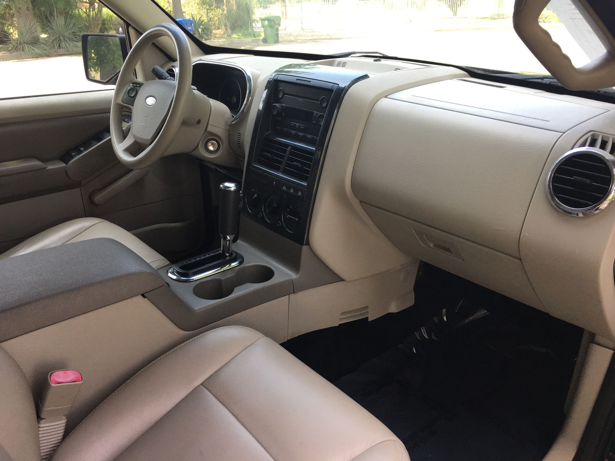 2006 Ford Explorer XLT 7 PASSENGER