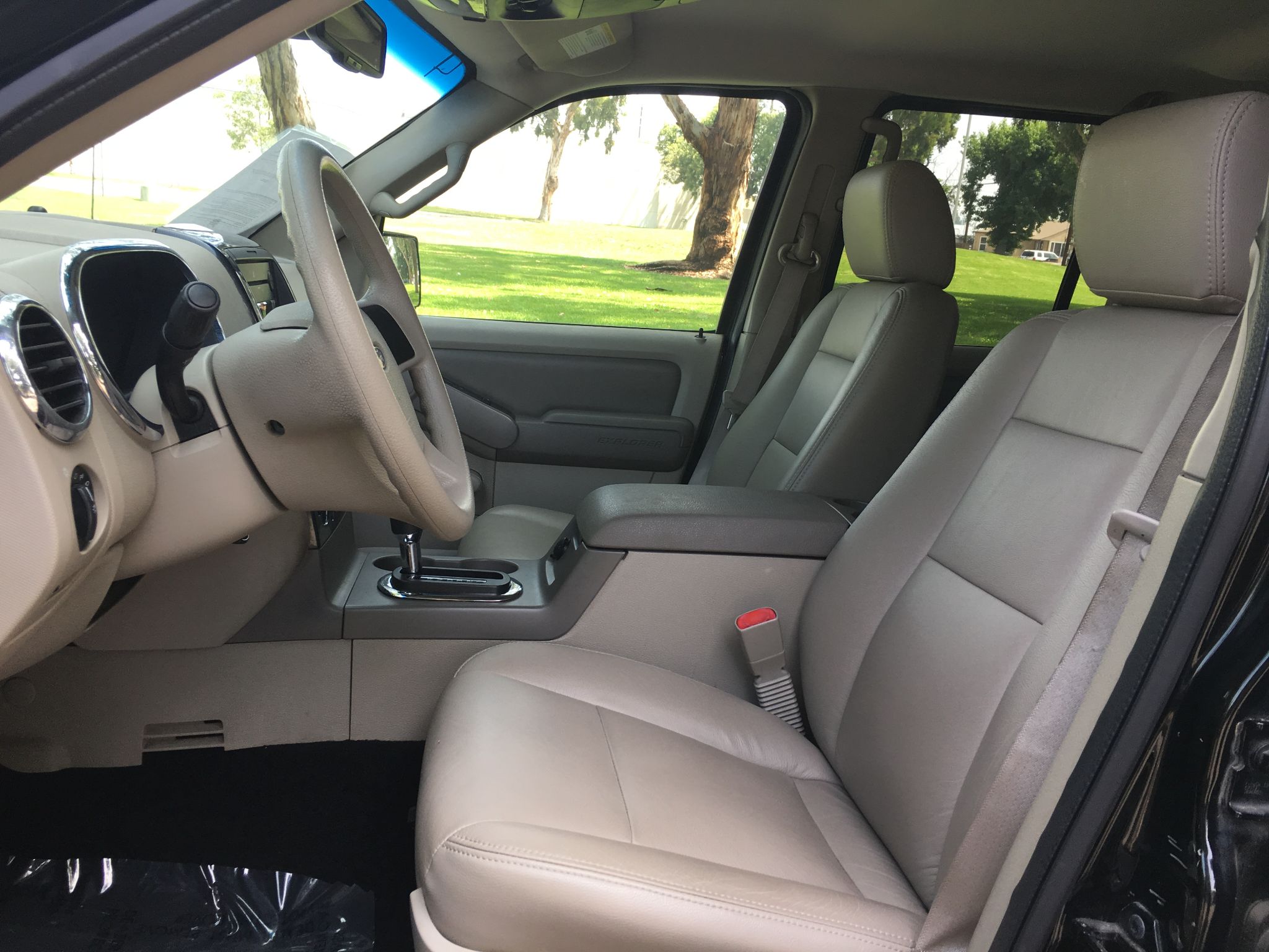 2006 Ford Explorer XLT 7 PASSENGER