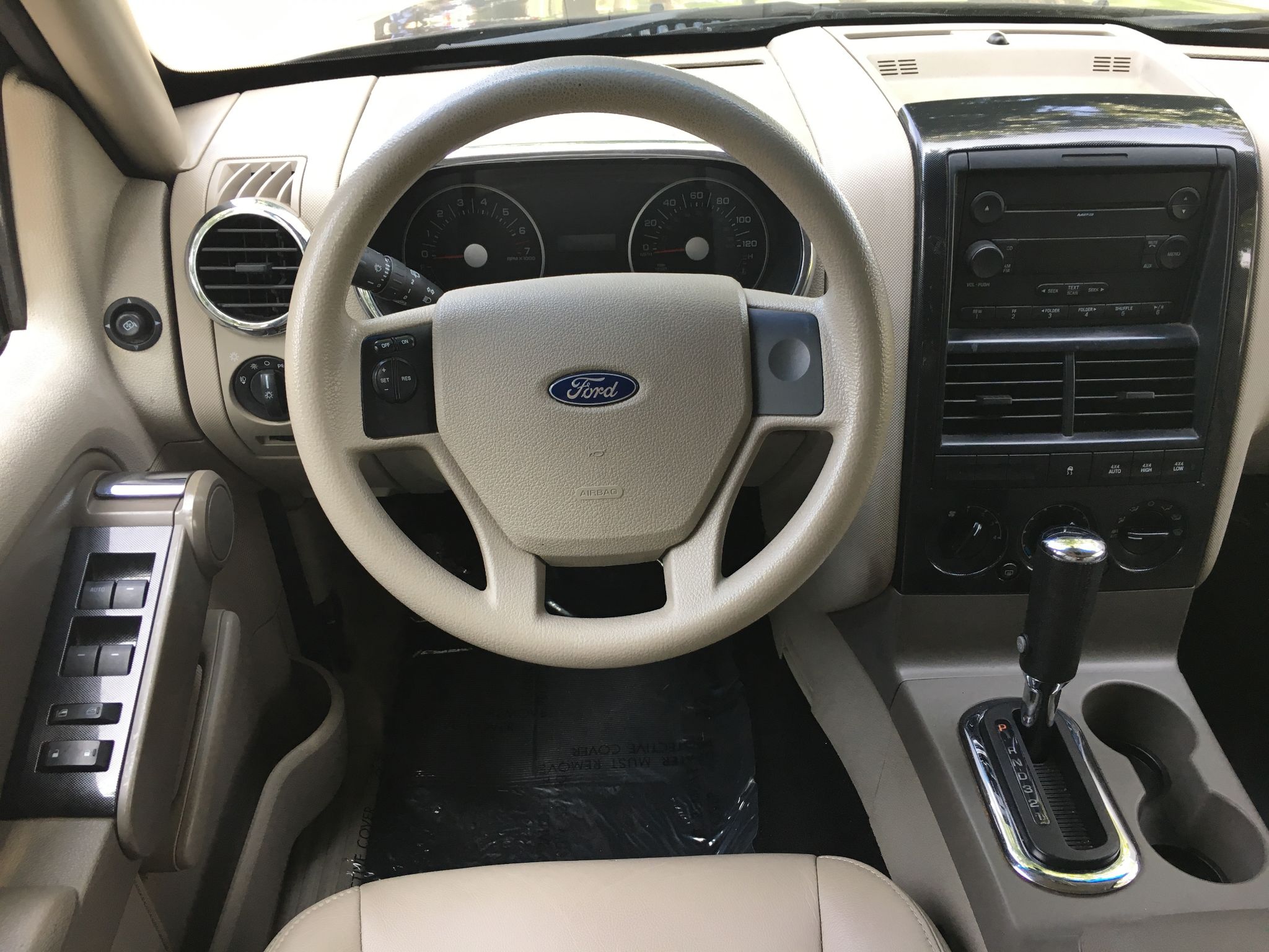 2006 Ford Explorer XLT 7 PASSENGER