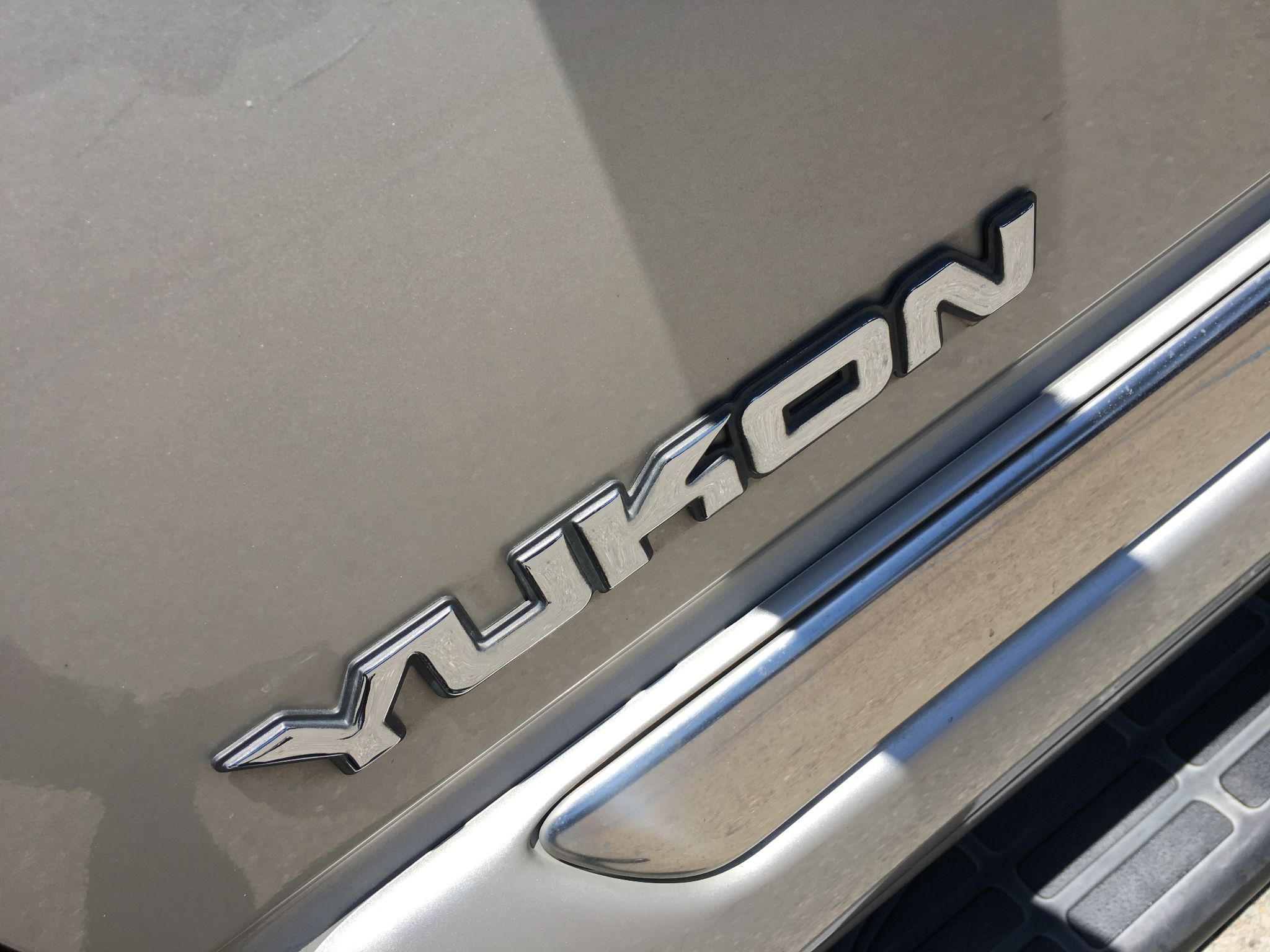 2004 GMC Yukon SLE