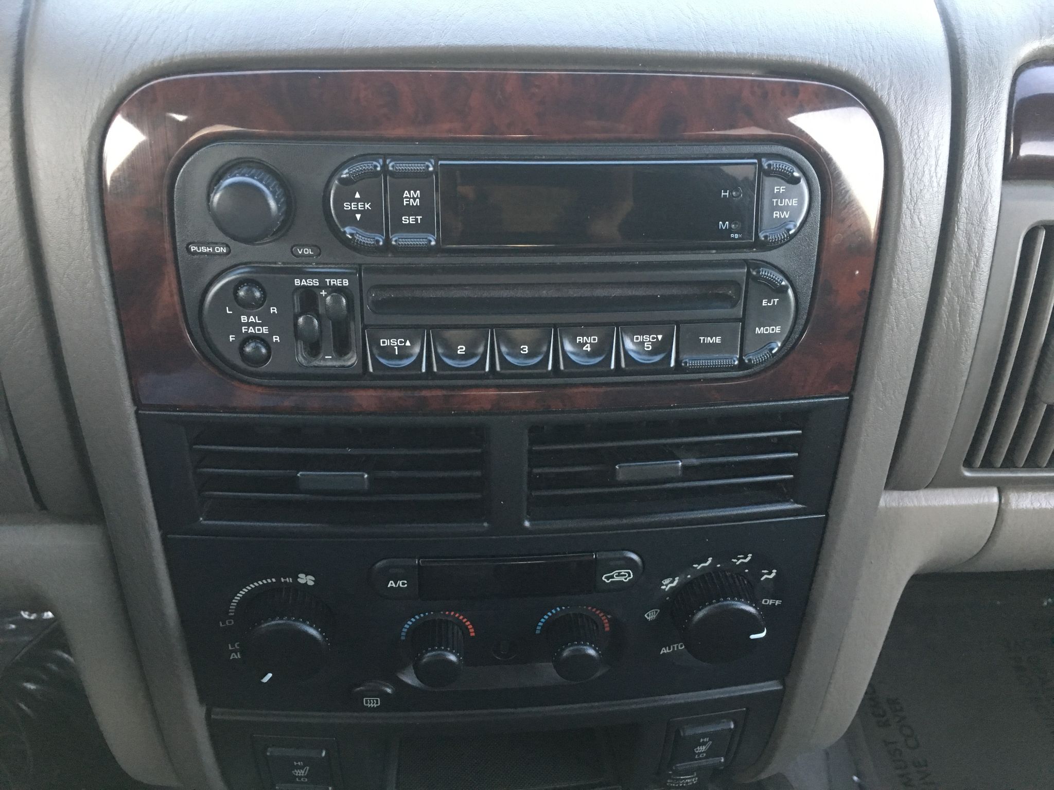 2004 Jeep Grand Cherokee Limited