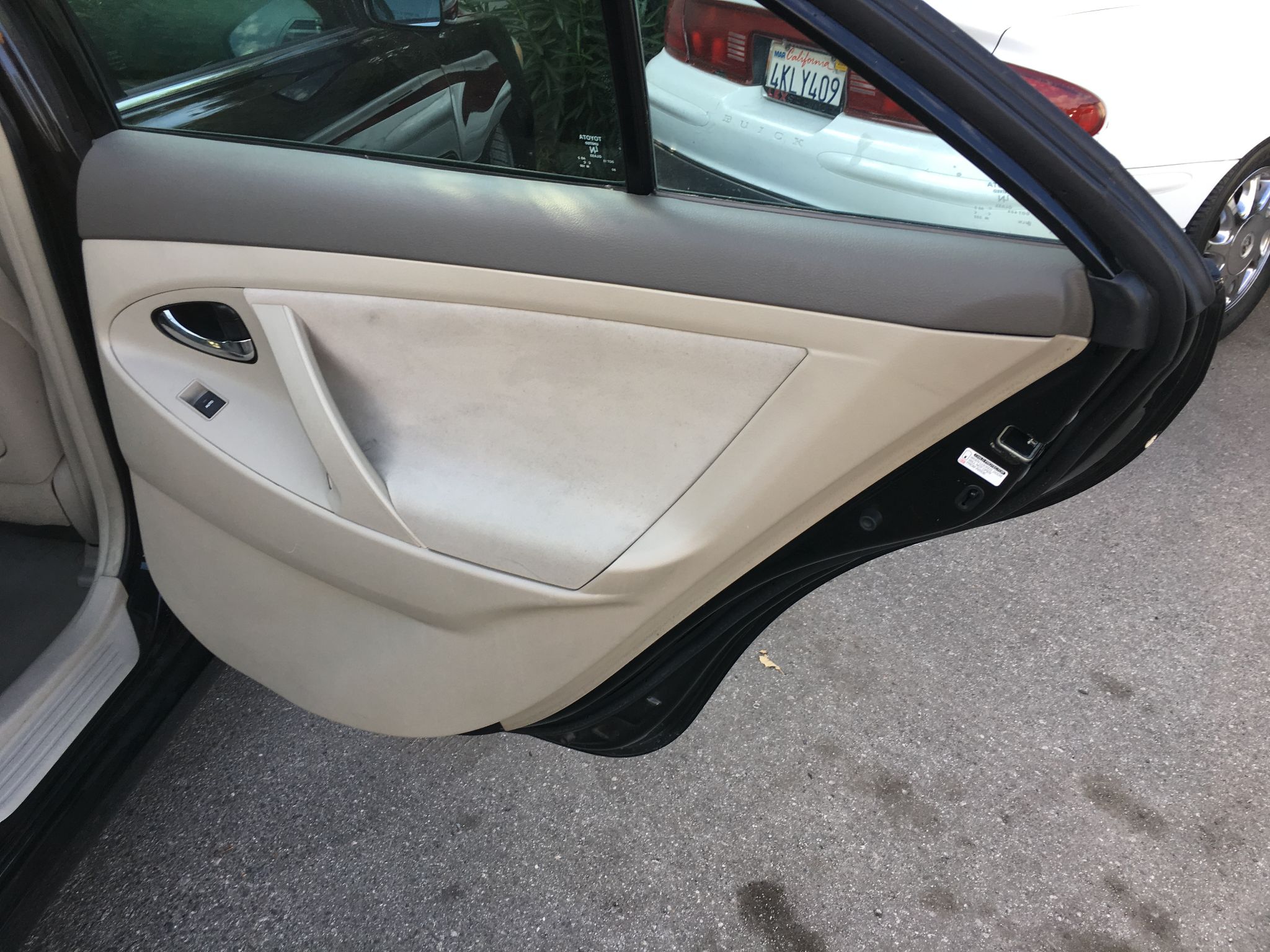 2010 Toyota Camry LE
