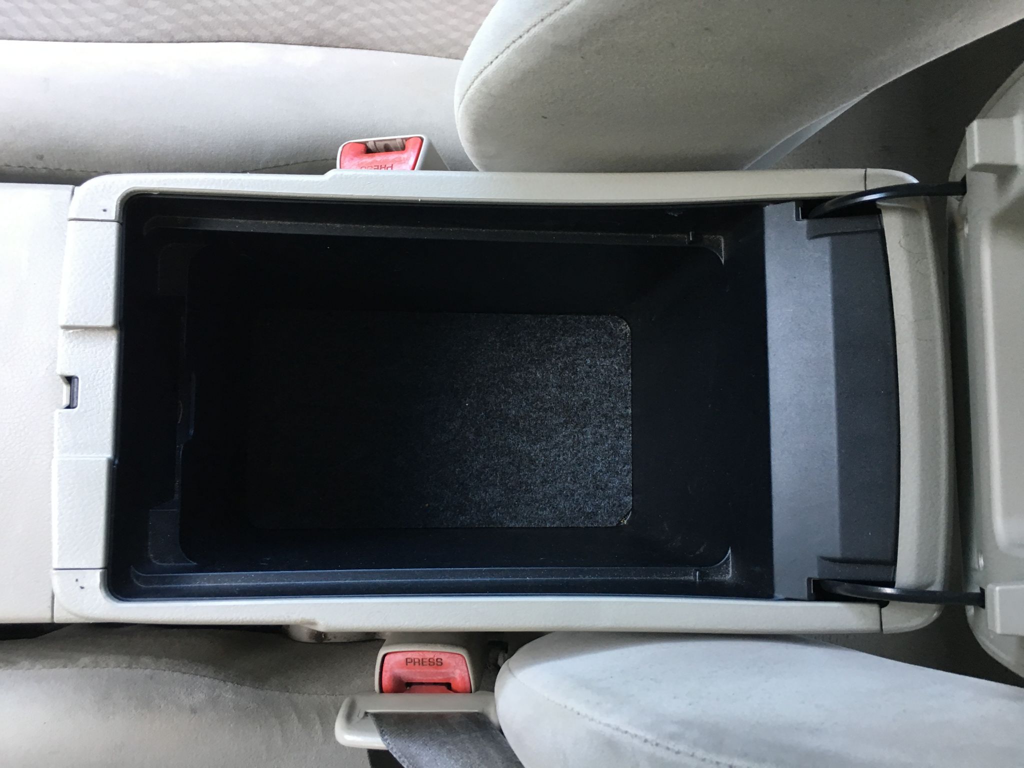 2010 Toyota Camry LE