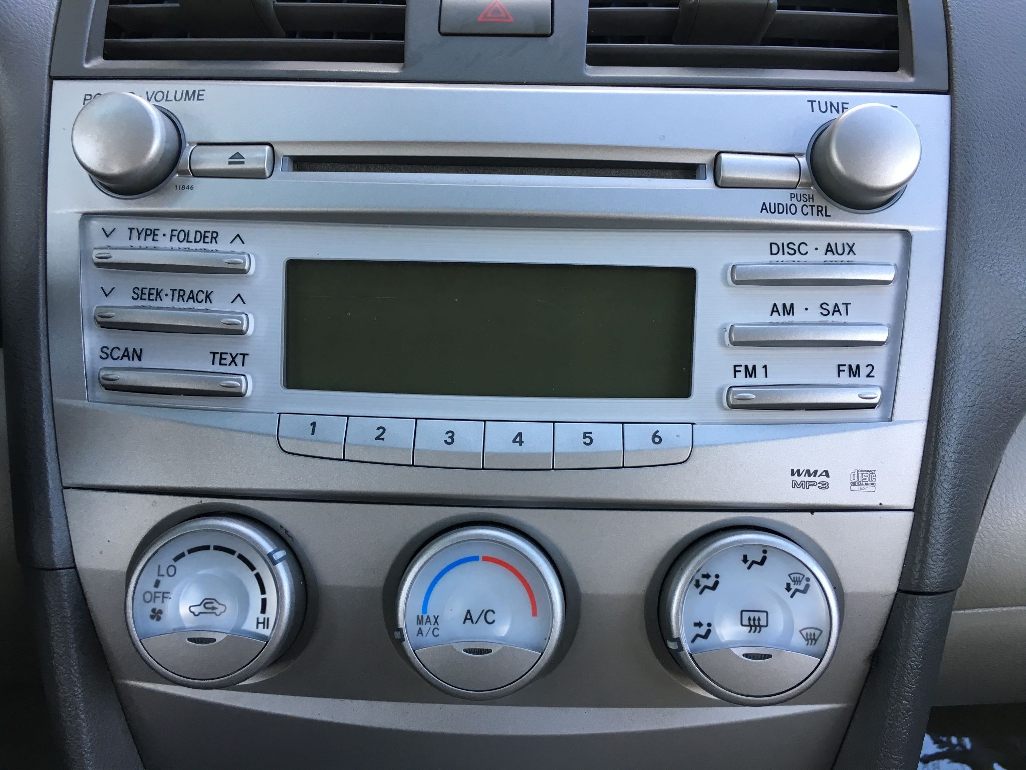 2010 Toyota Camry LE