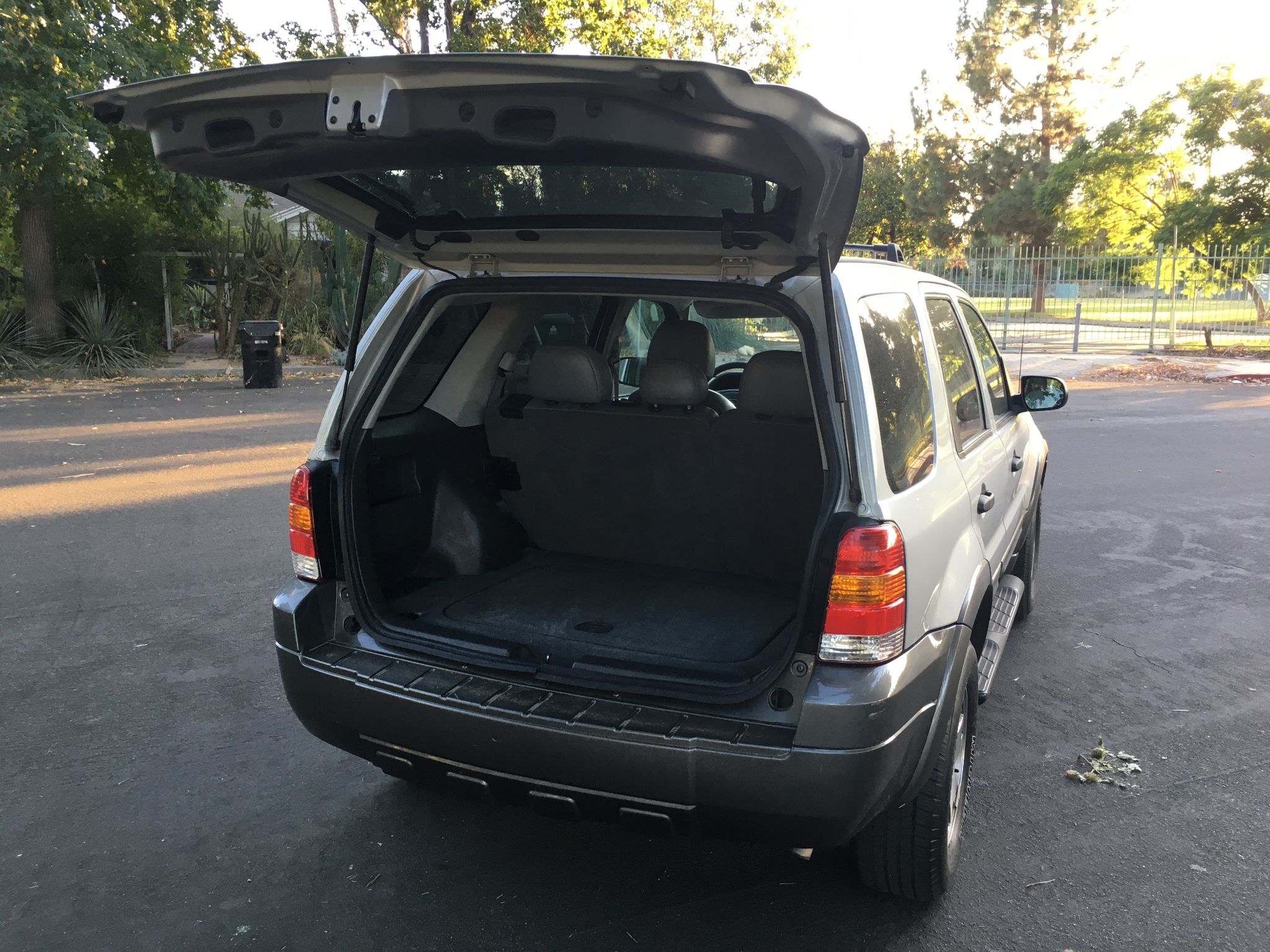2005 Ford Escape XLT