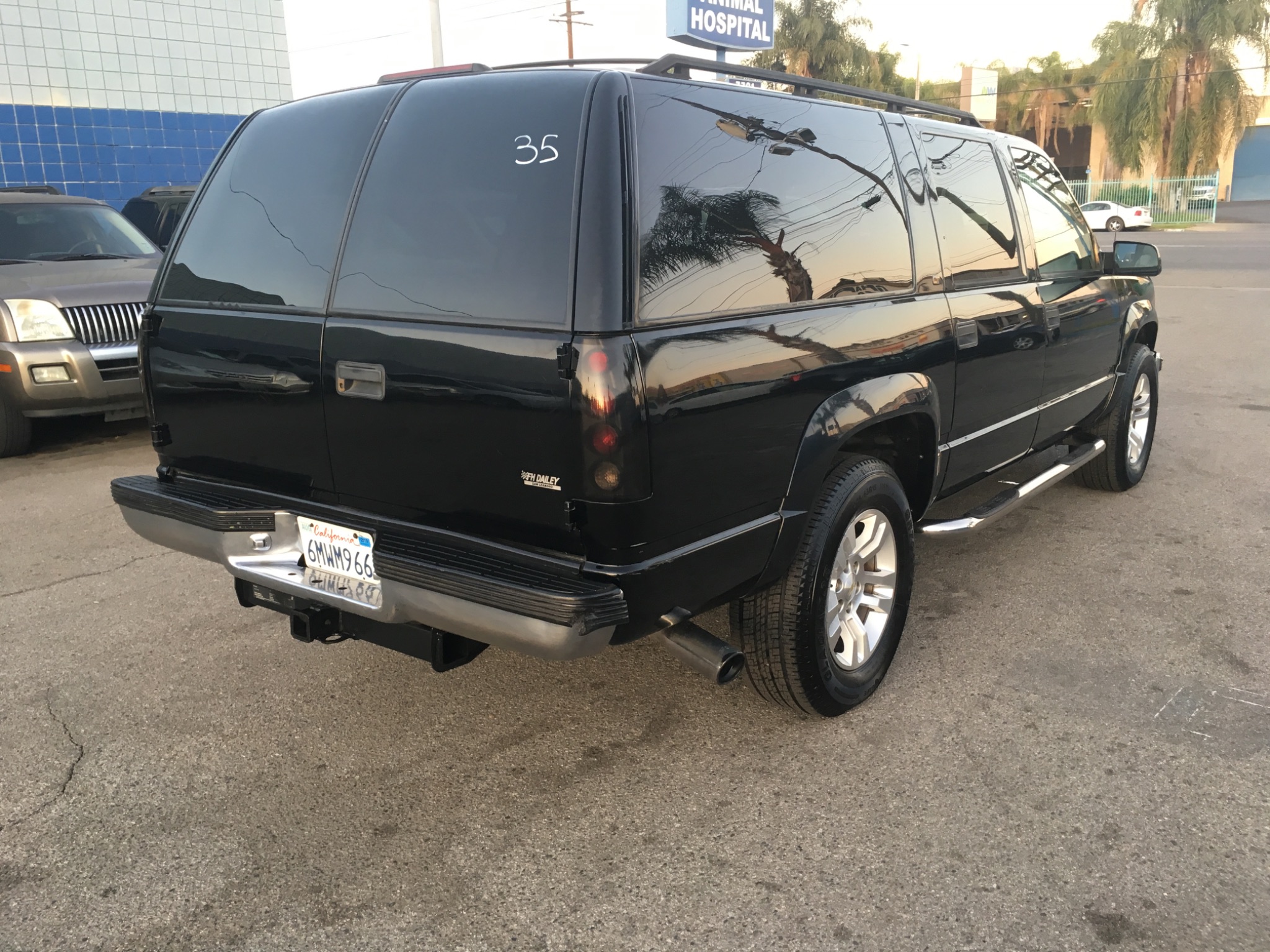1999 Chevrolet Suburban LT