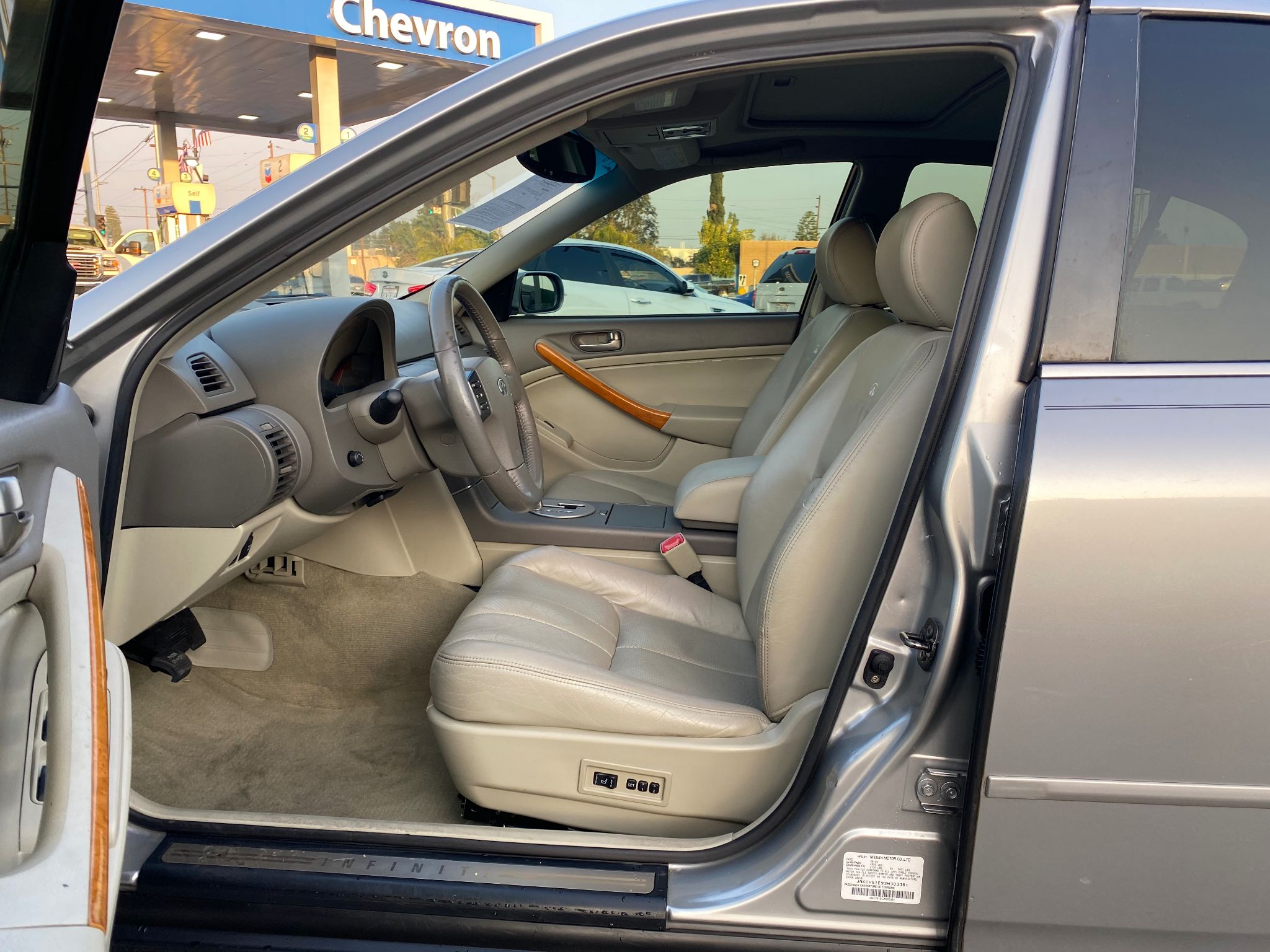 2003 INFINITI G35 w/Leather