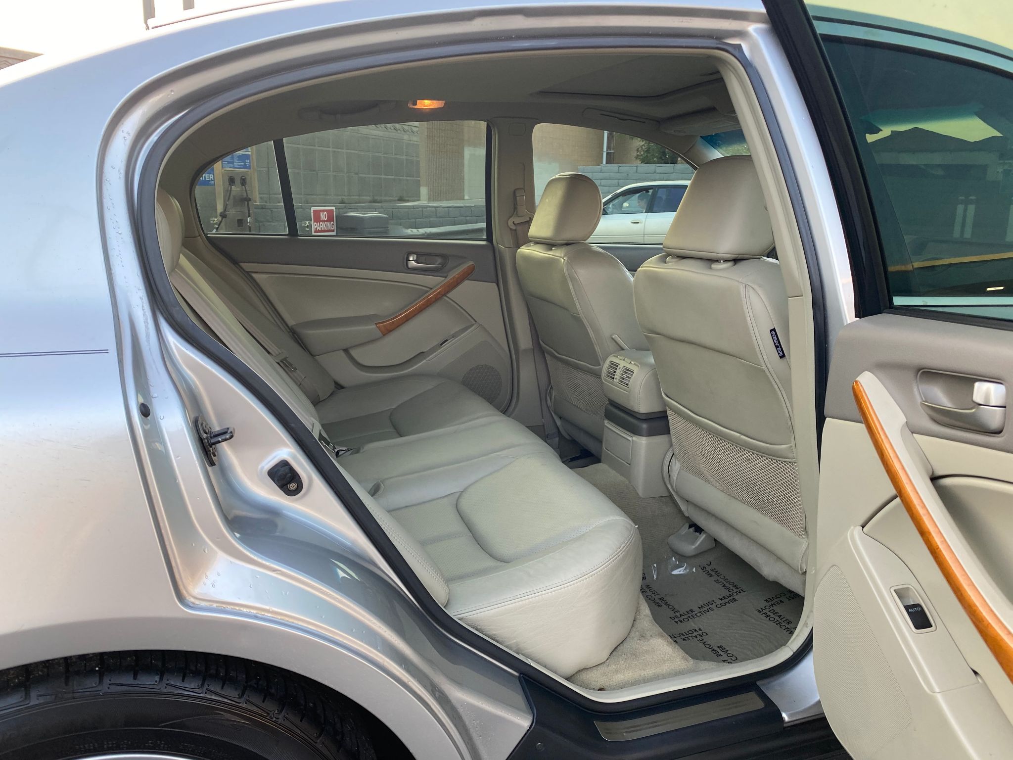 2003 INFINITI G35 w/Leather