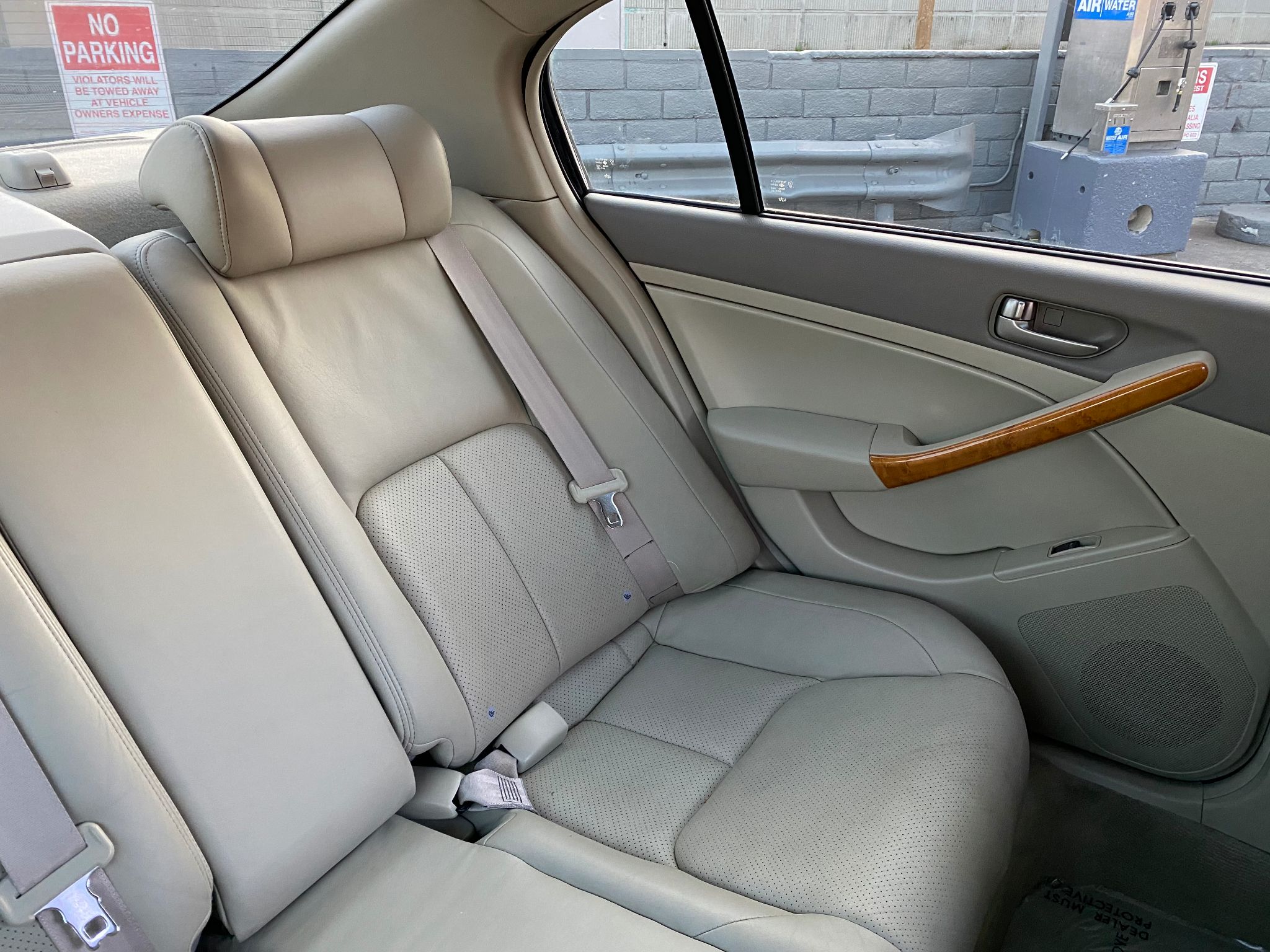 2003 INFINITI G35 w/Leather