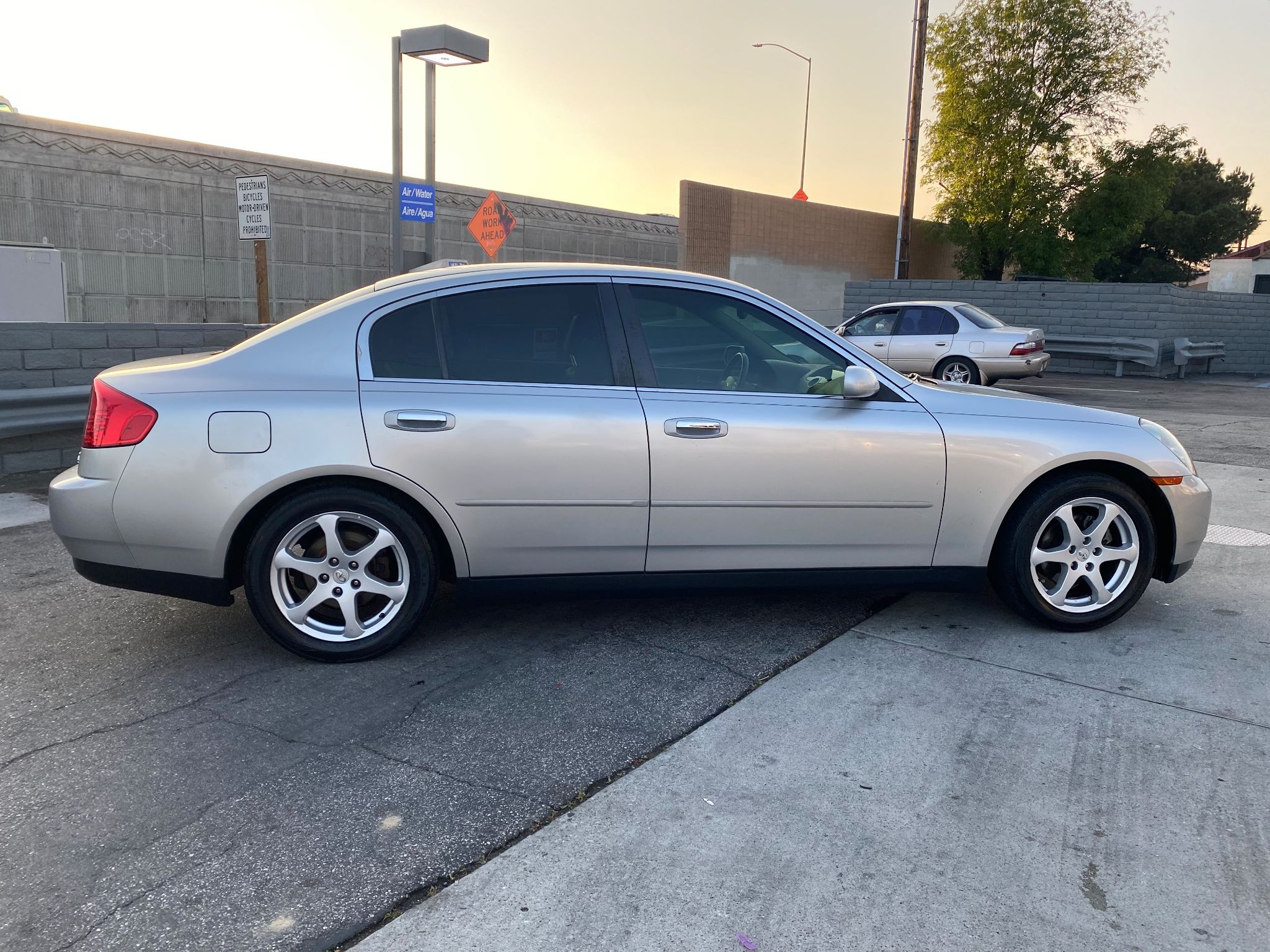 2003 INFINITI G35 w/Leather