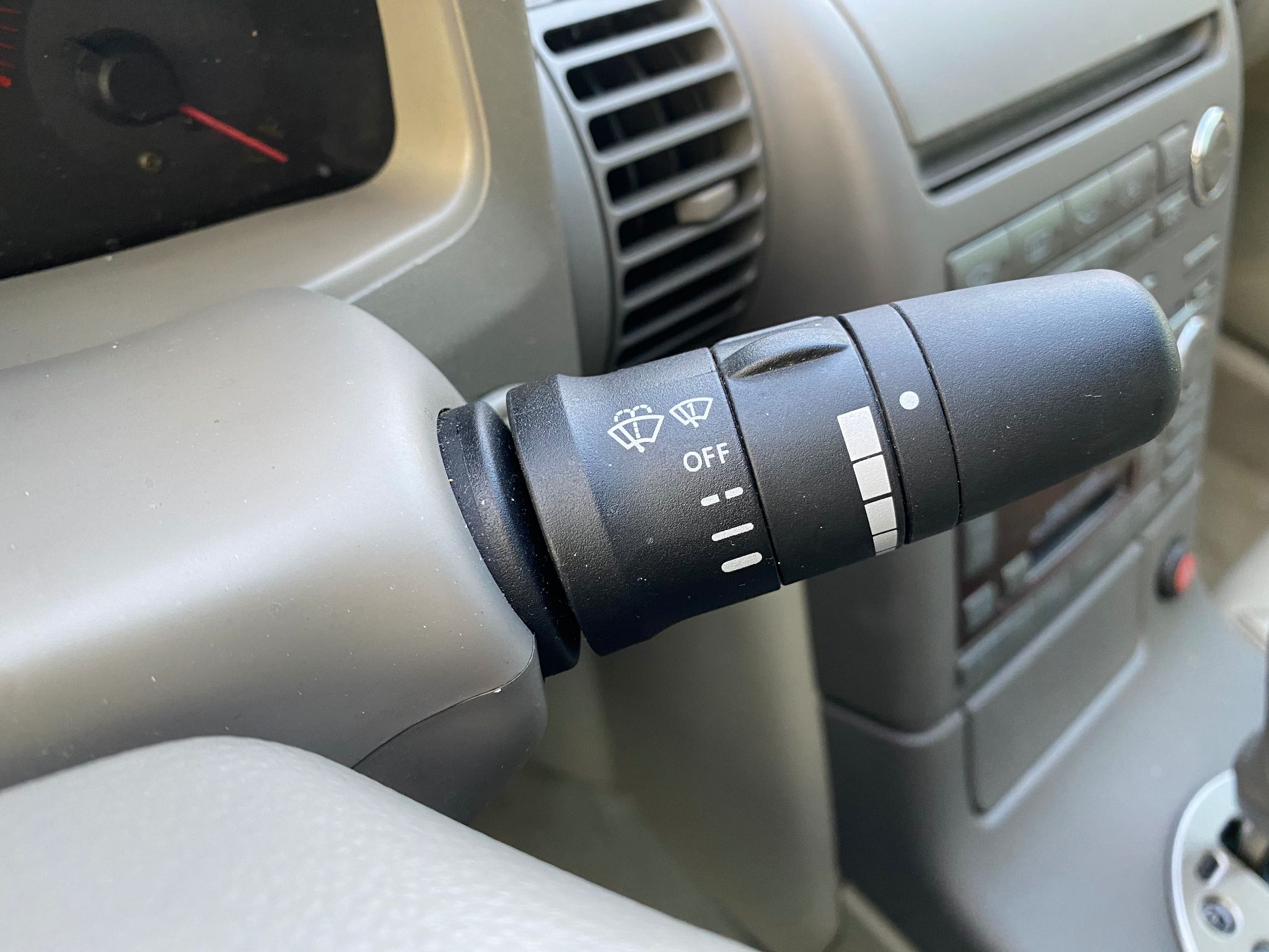 2003 INFINITI G35 w/Leather