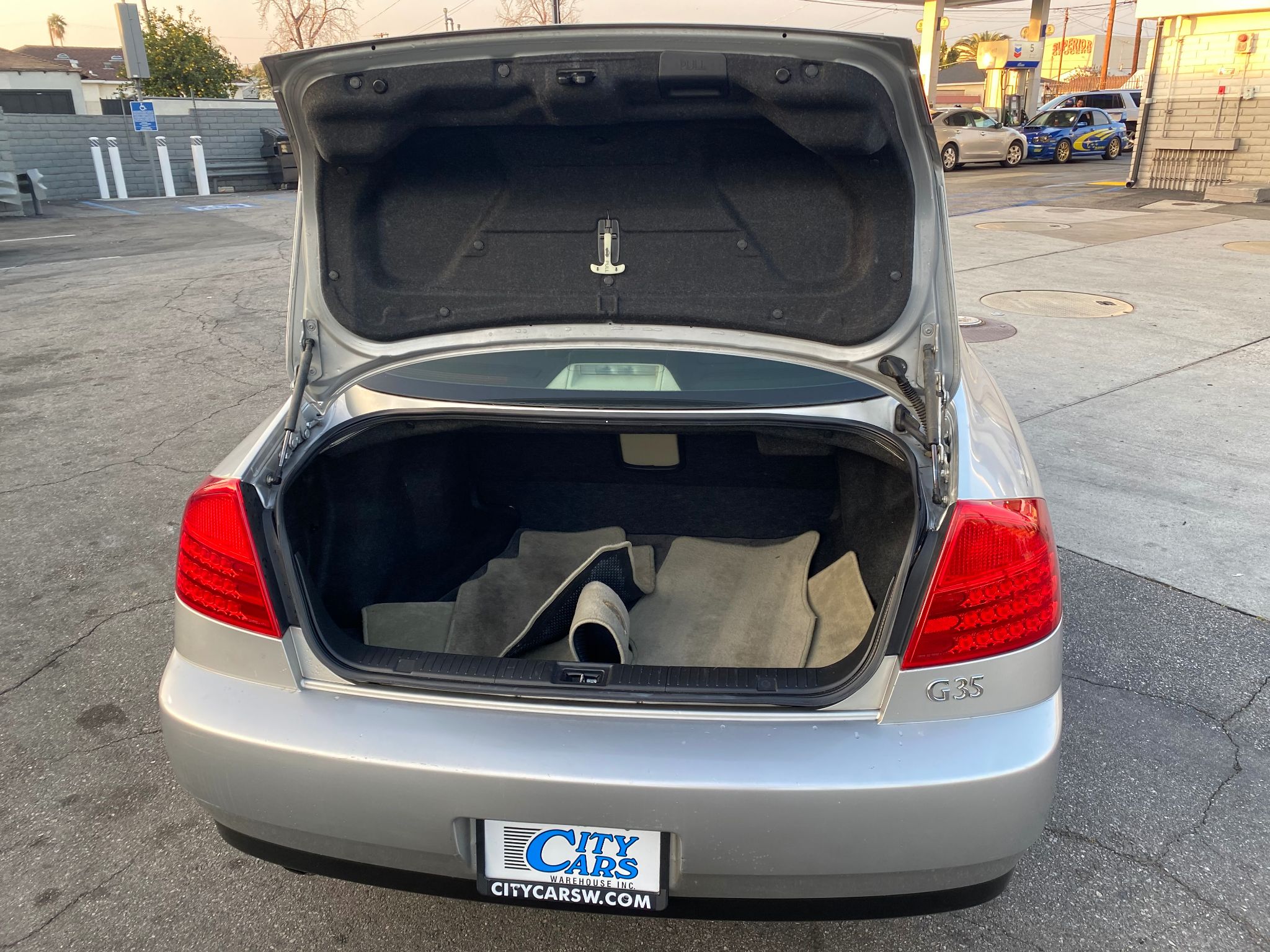 2003 INFINITI G35 w/Leather
