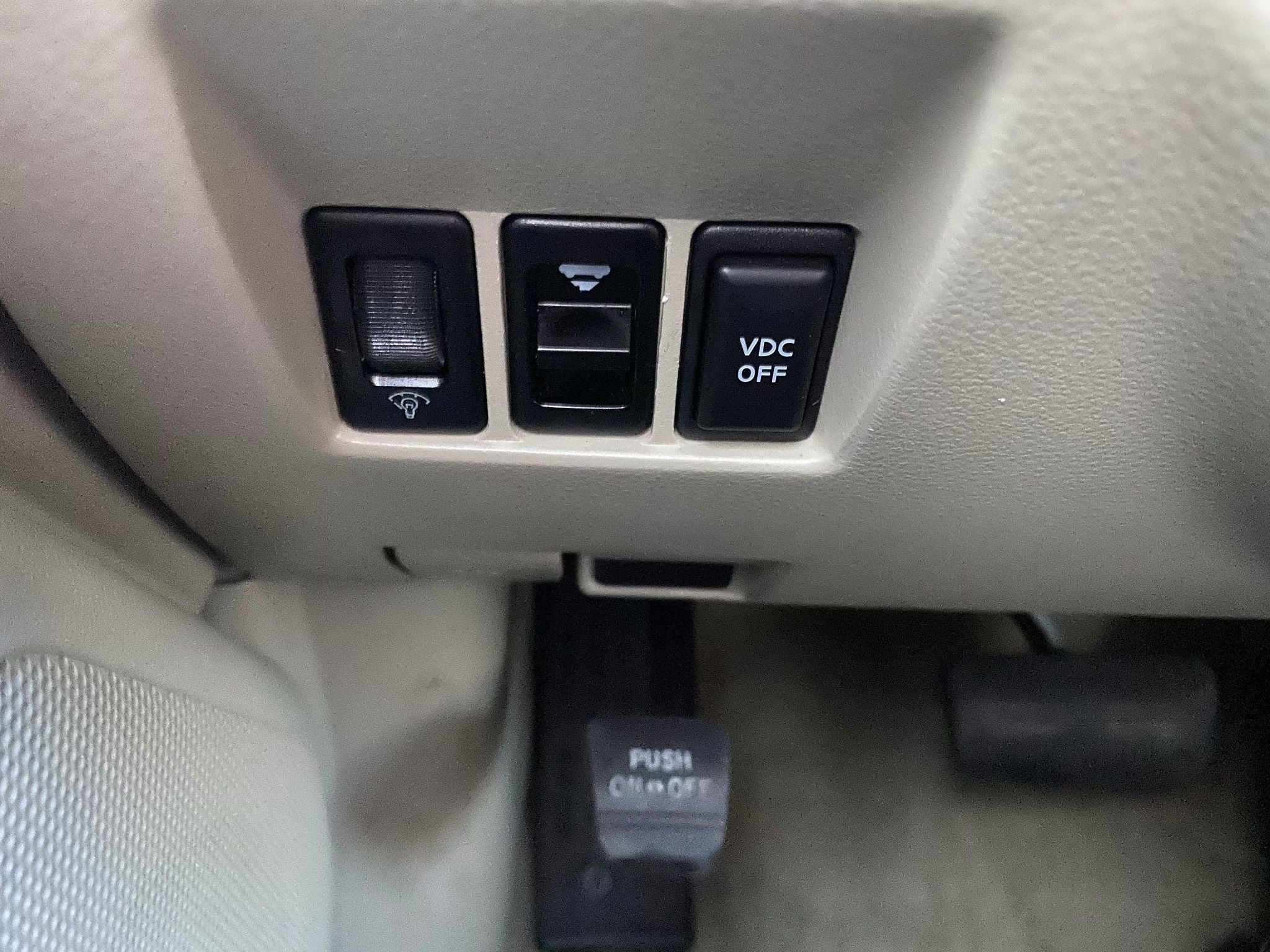 2003 INFINITI G35 w/Leather