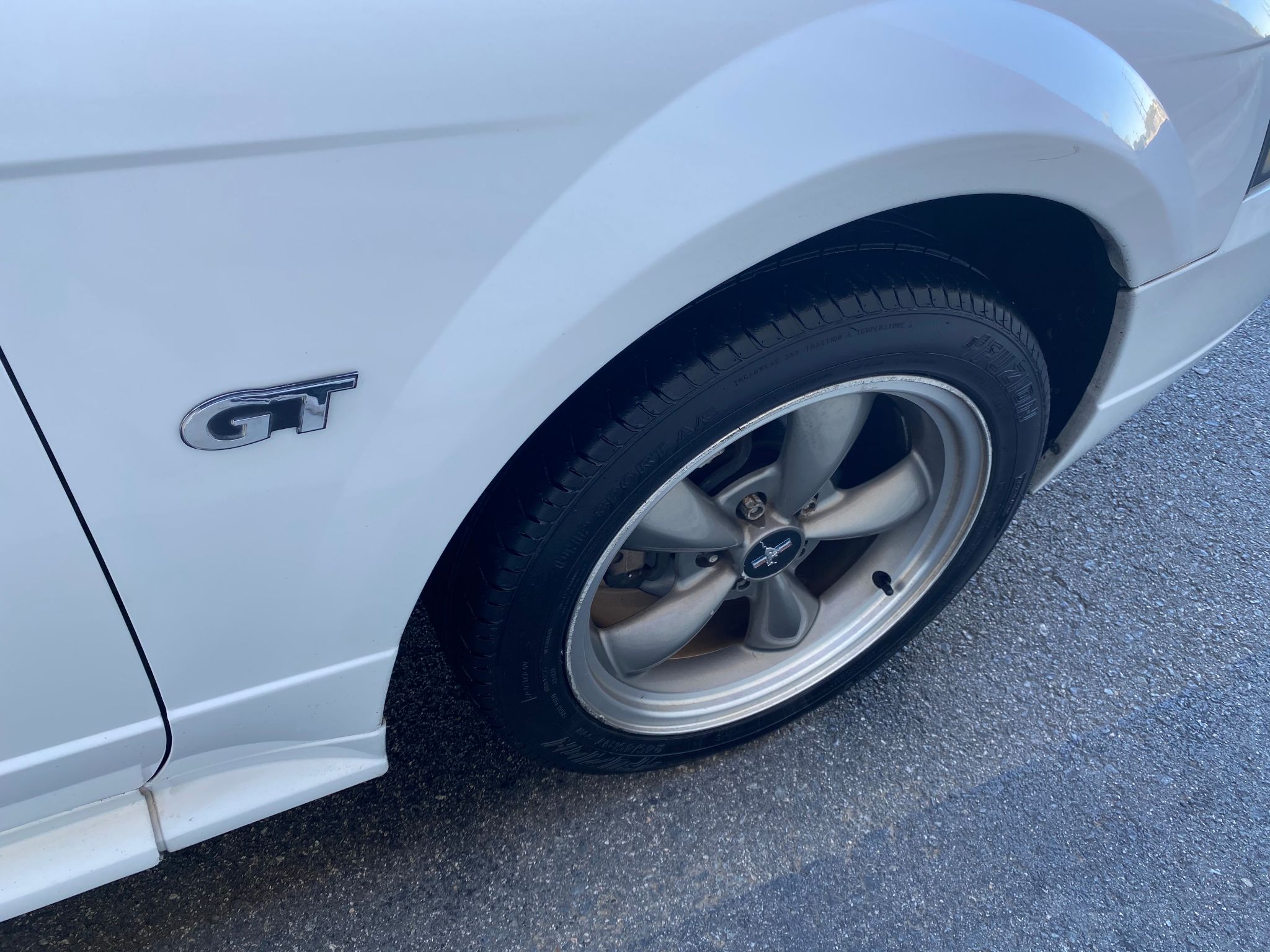 2003 Ford Mustang GT Deluxe