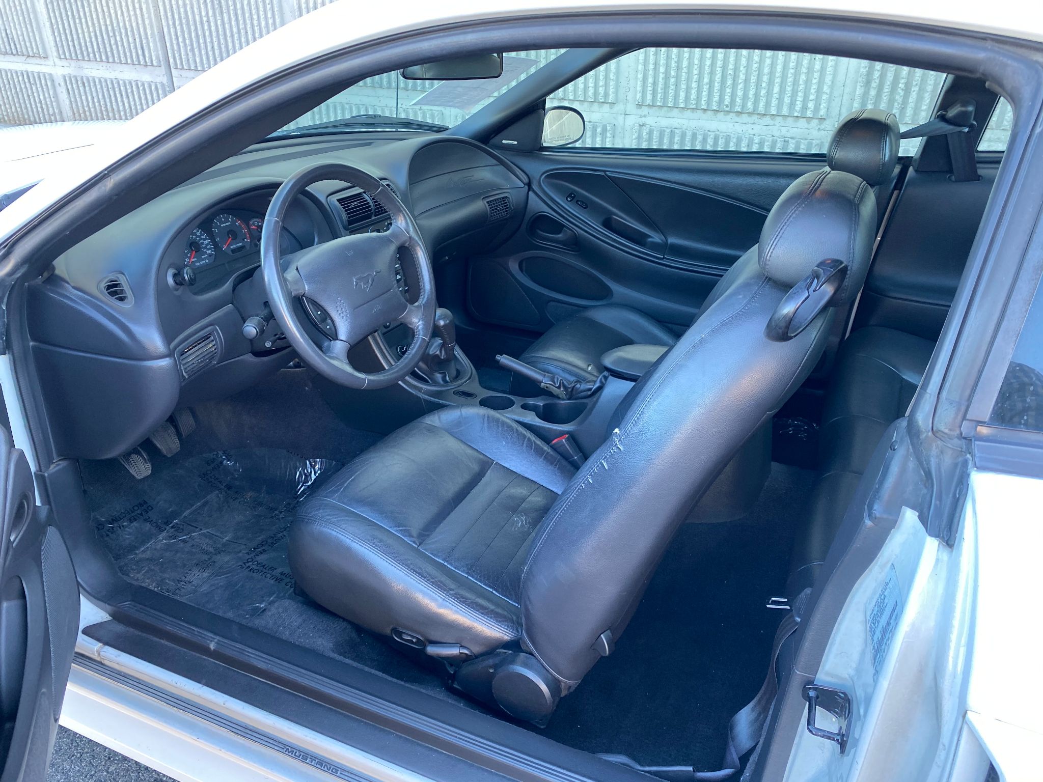 2003 Ford Mustang GT Deluxe