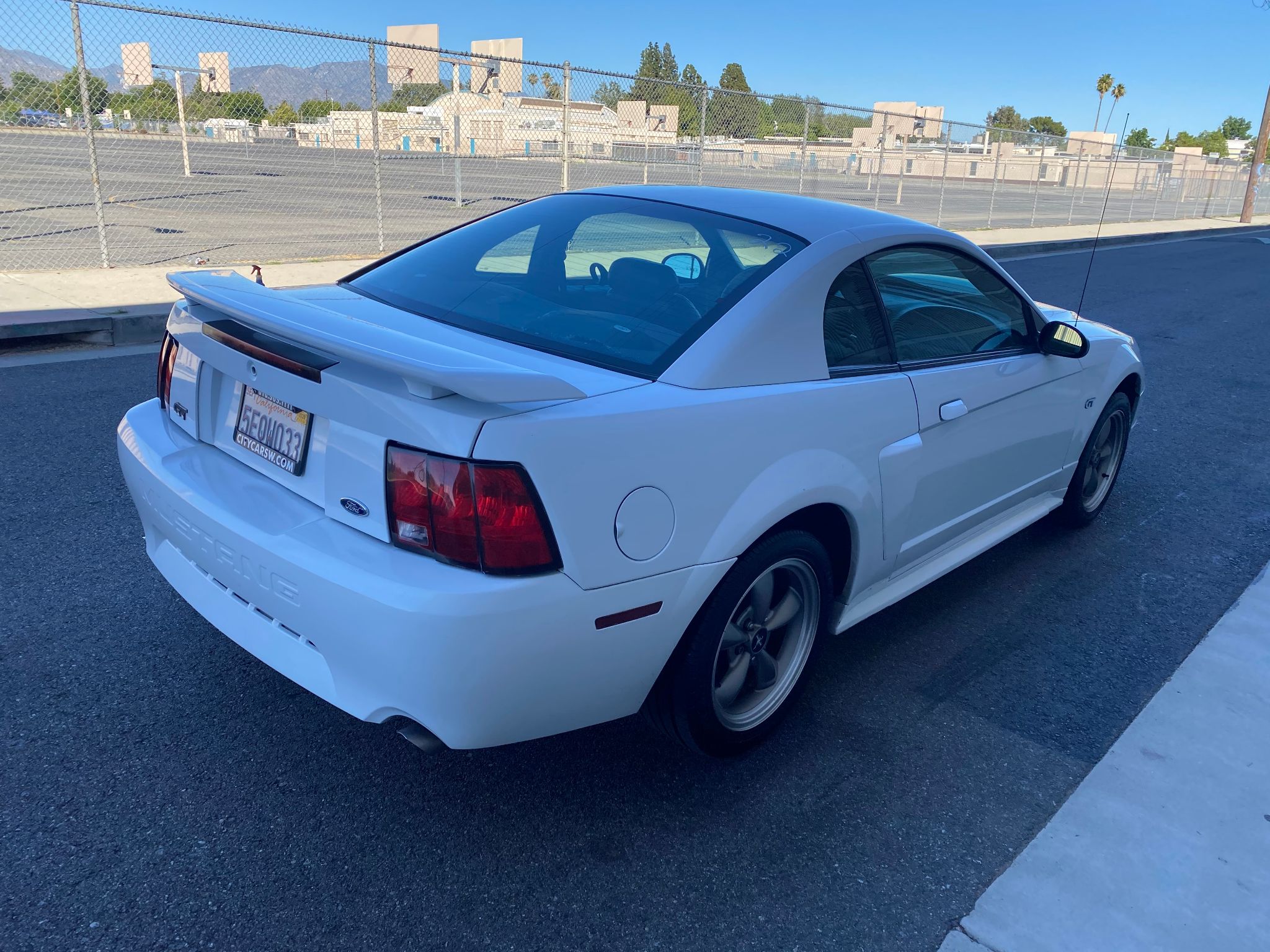 2003 Ford Mustang GT Deluxe