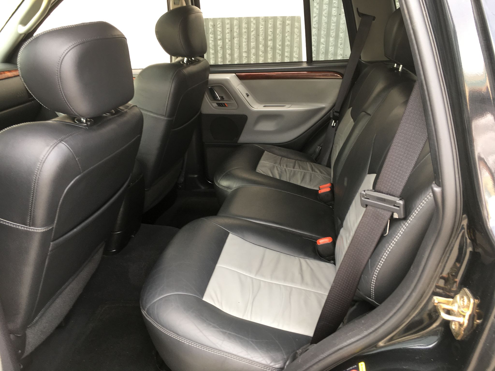 2004 Jeep Grand Cherokee Overland