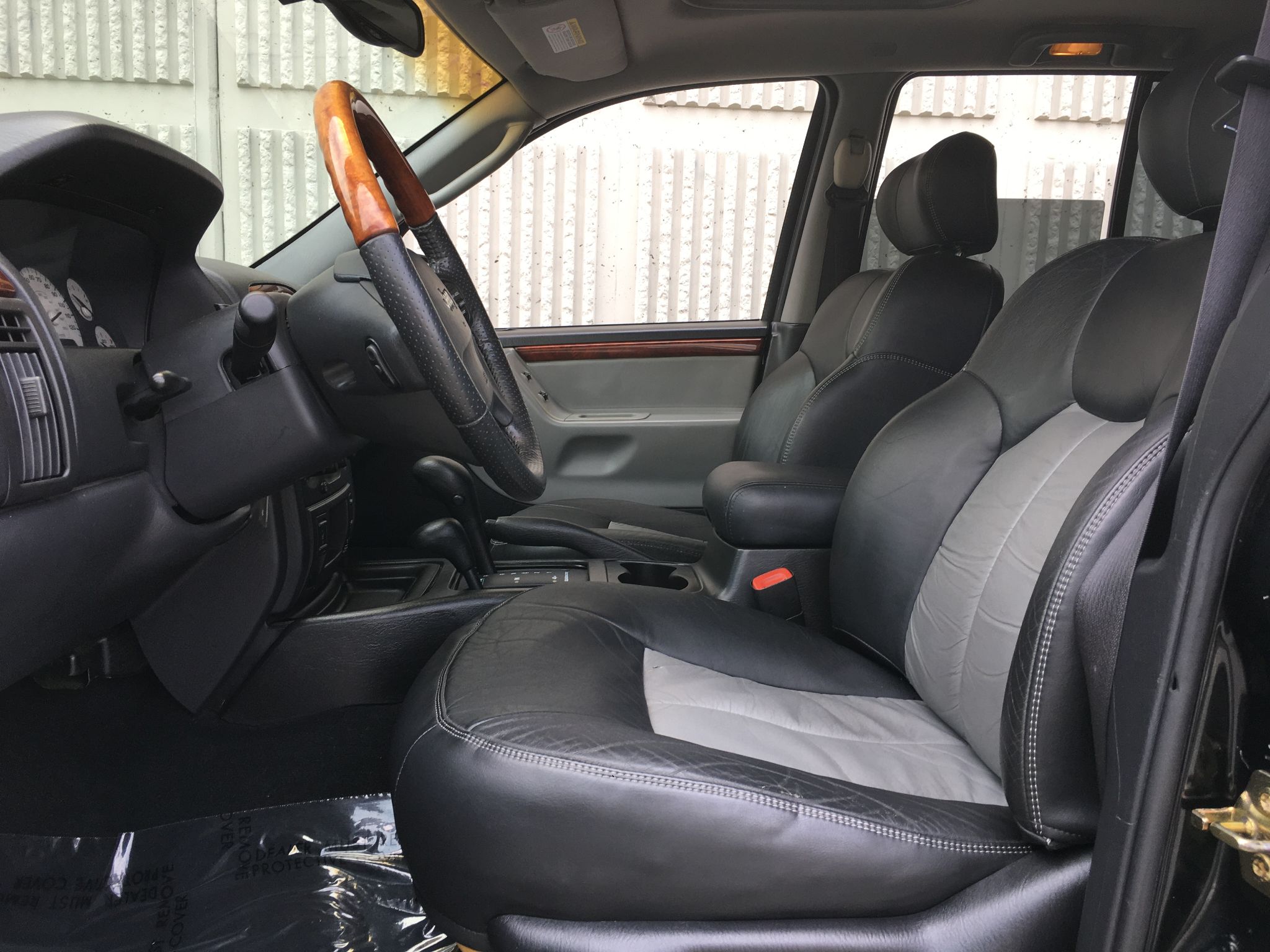 2004 Jeep Grand Cherokee Overland