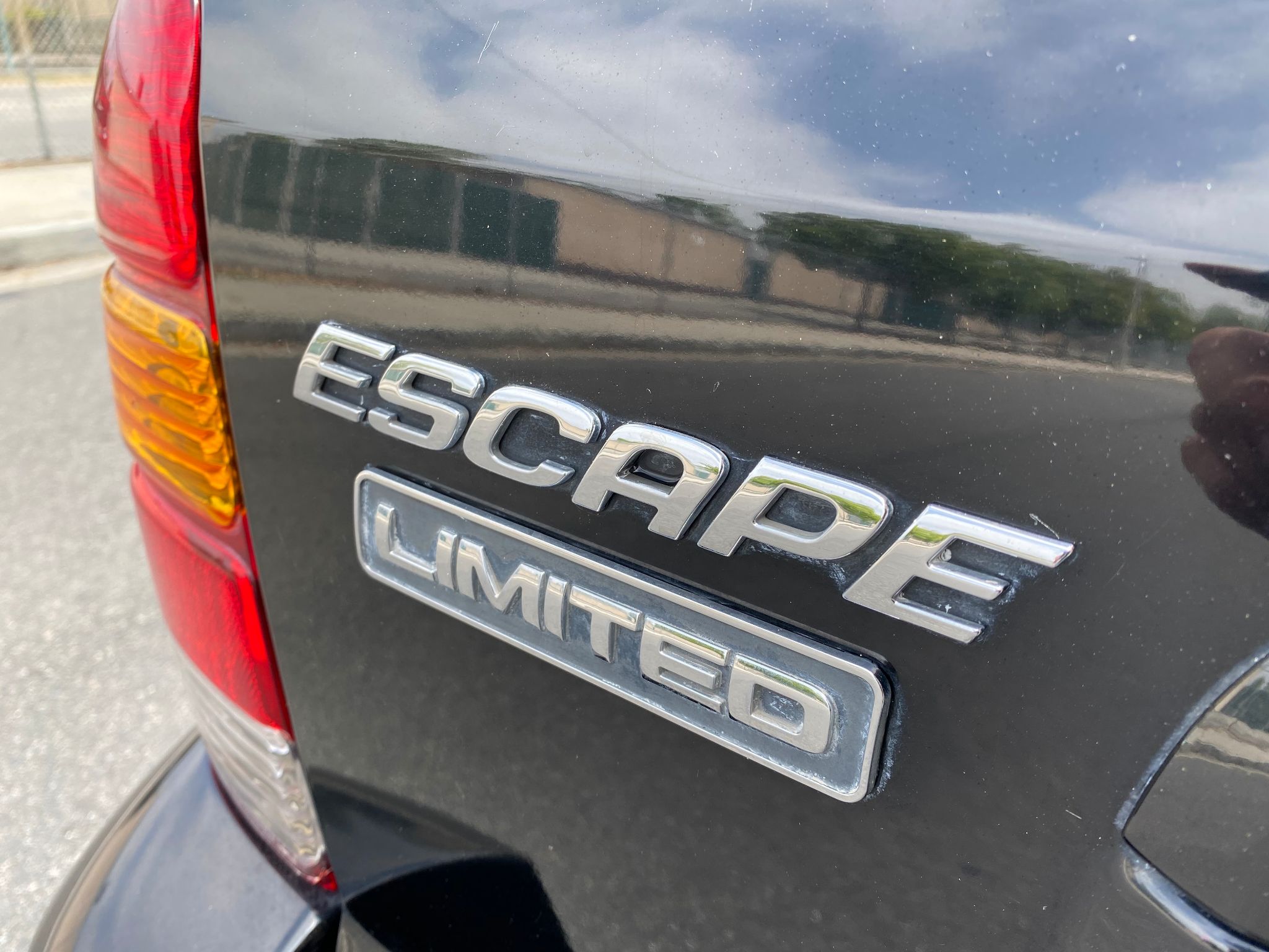 2005 Ford Escape Limited