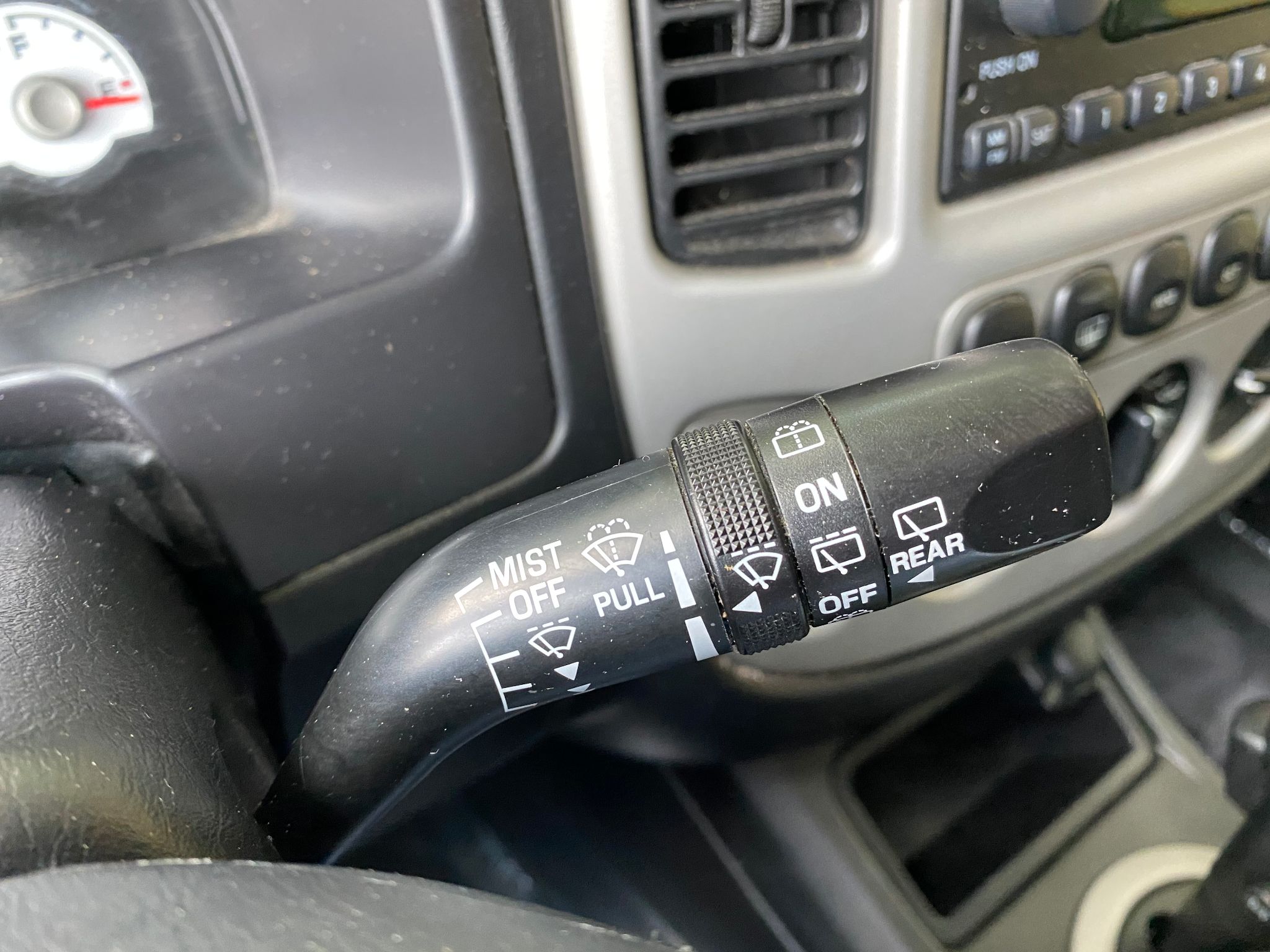 2005 Ford Escape Limited