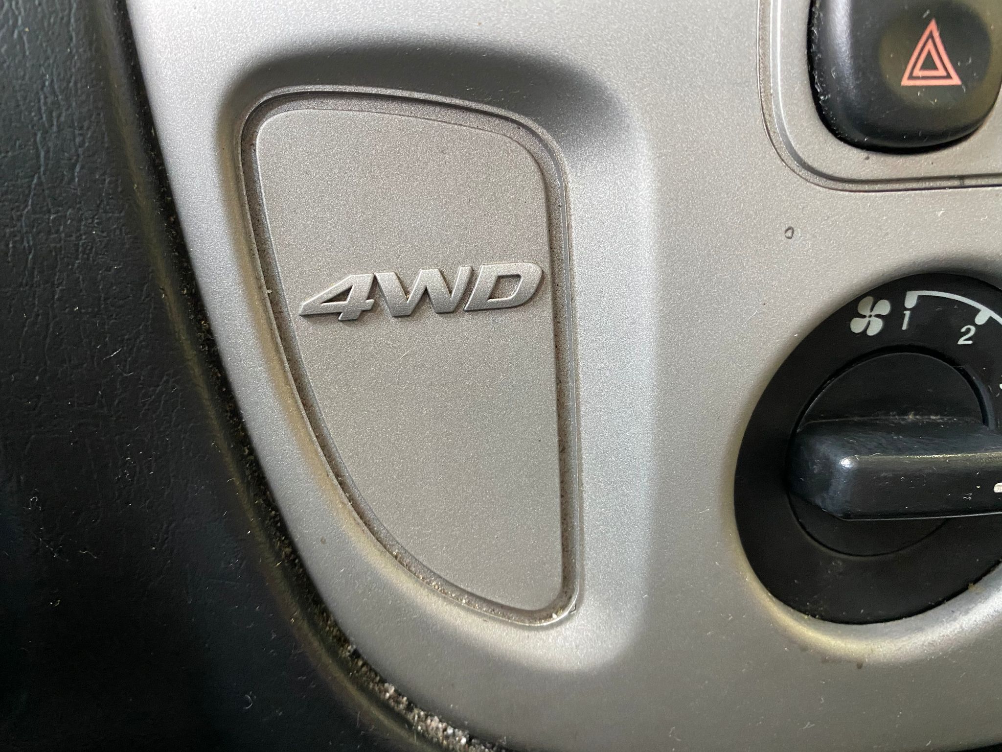 2005 Ford Escape Limited