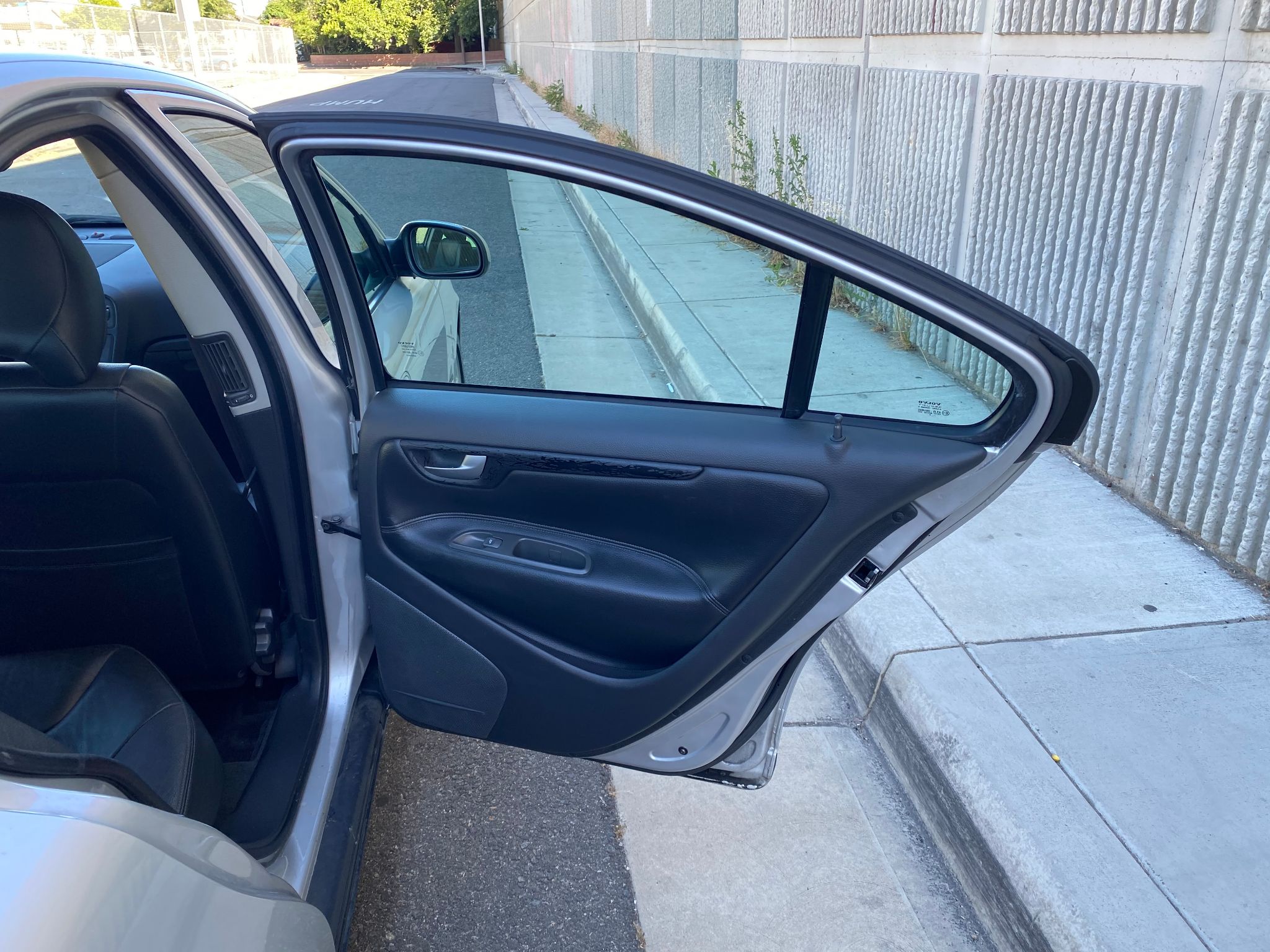 2002 Volvo S60 2.4