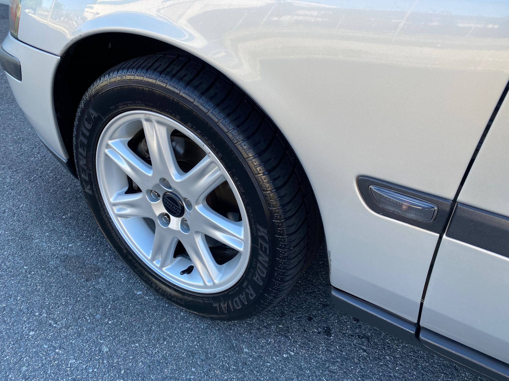 2002 Volvo S60 2.4
