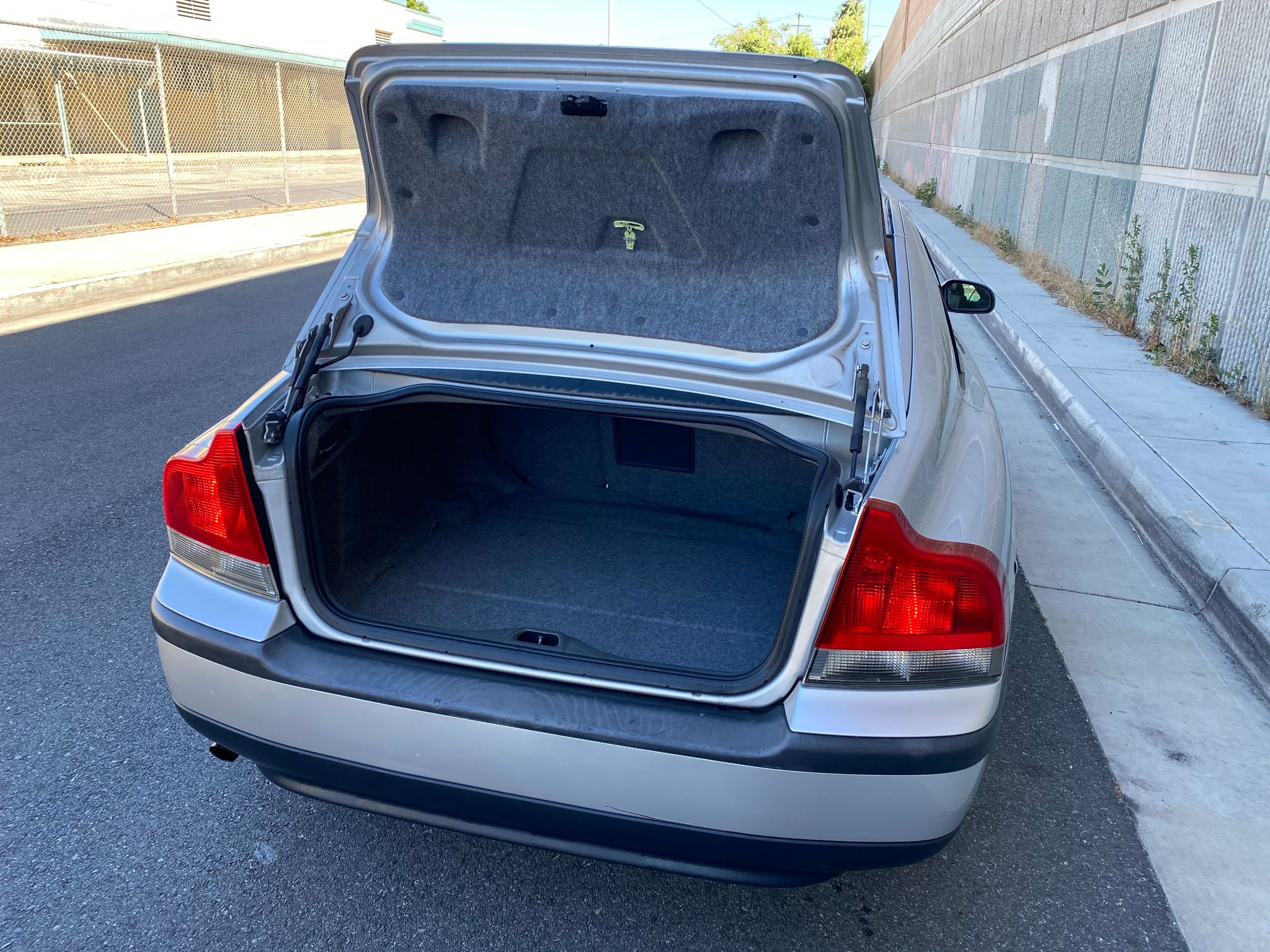 2002 Volvo S60 2.4