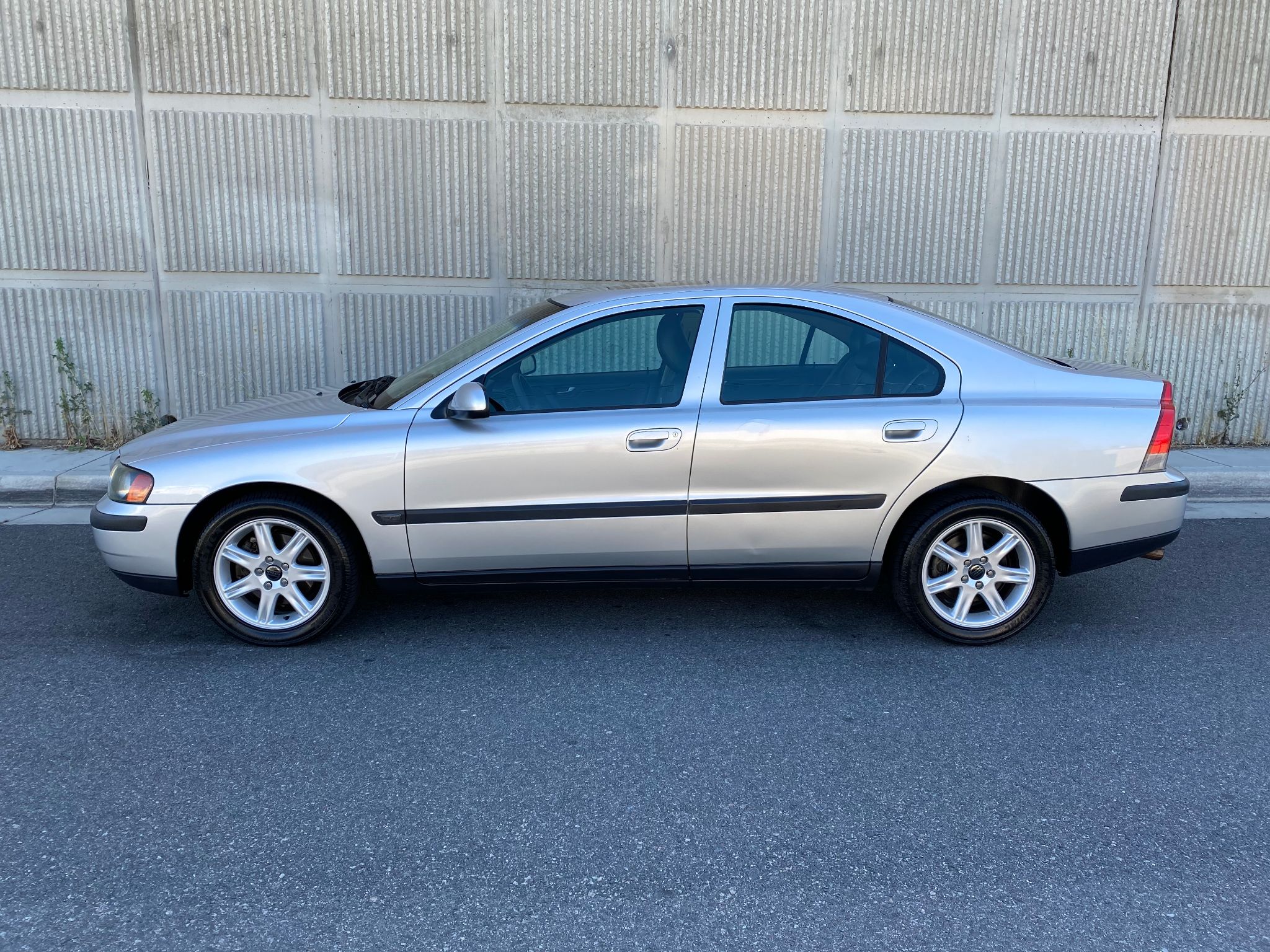 2002 Volvo S60 2.4