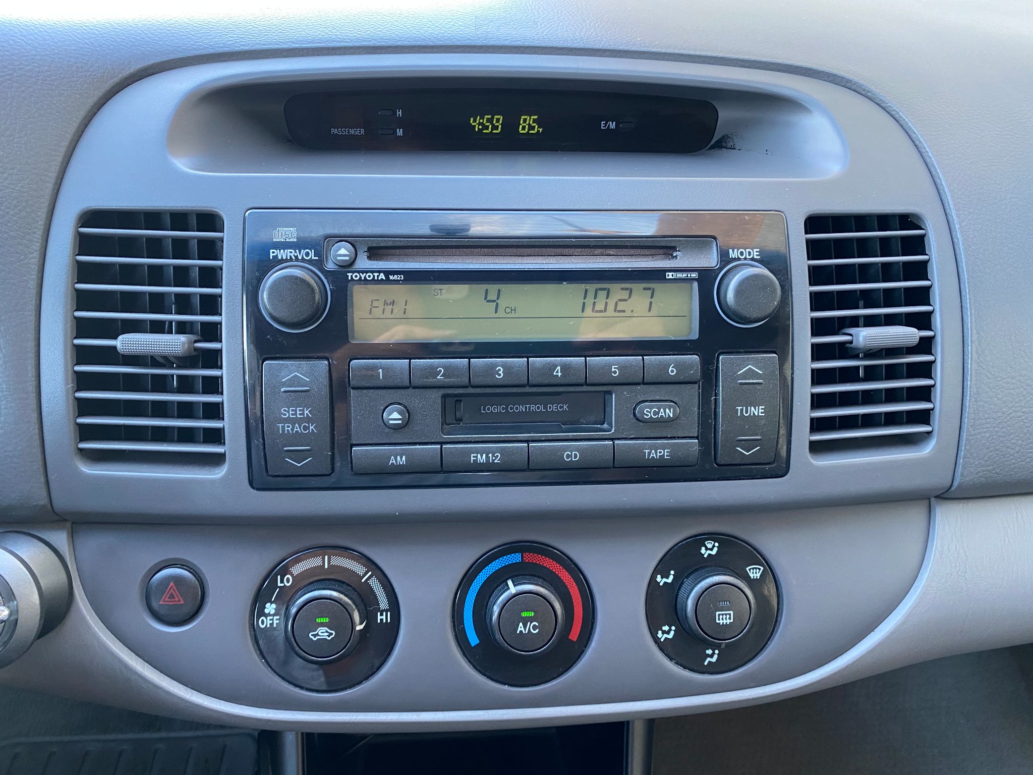 2003 Toyota Camry LE