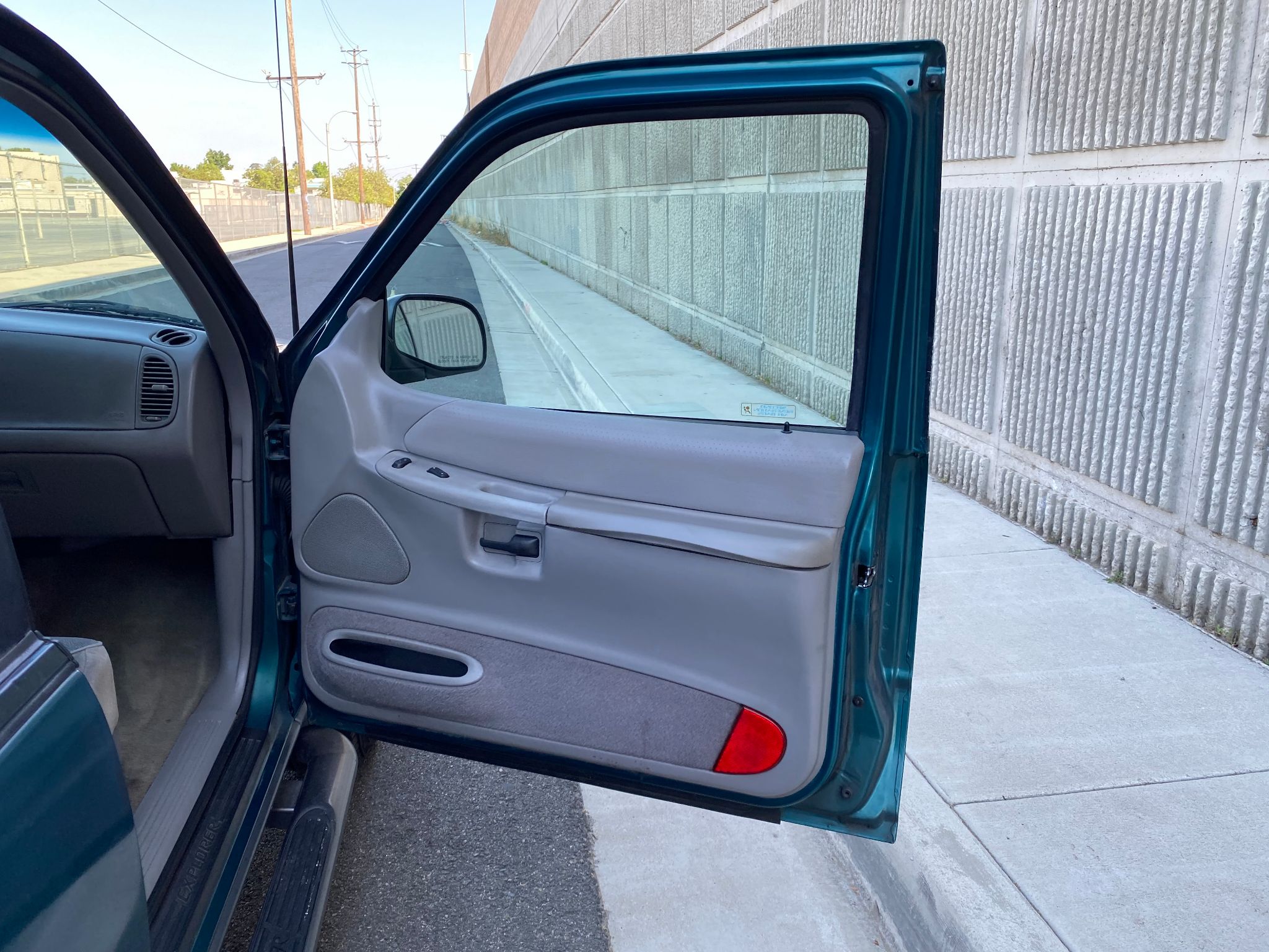 1998 Ford Explorer Sport