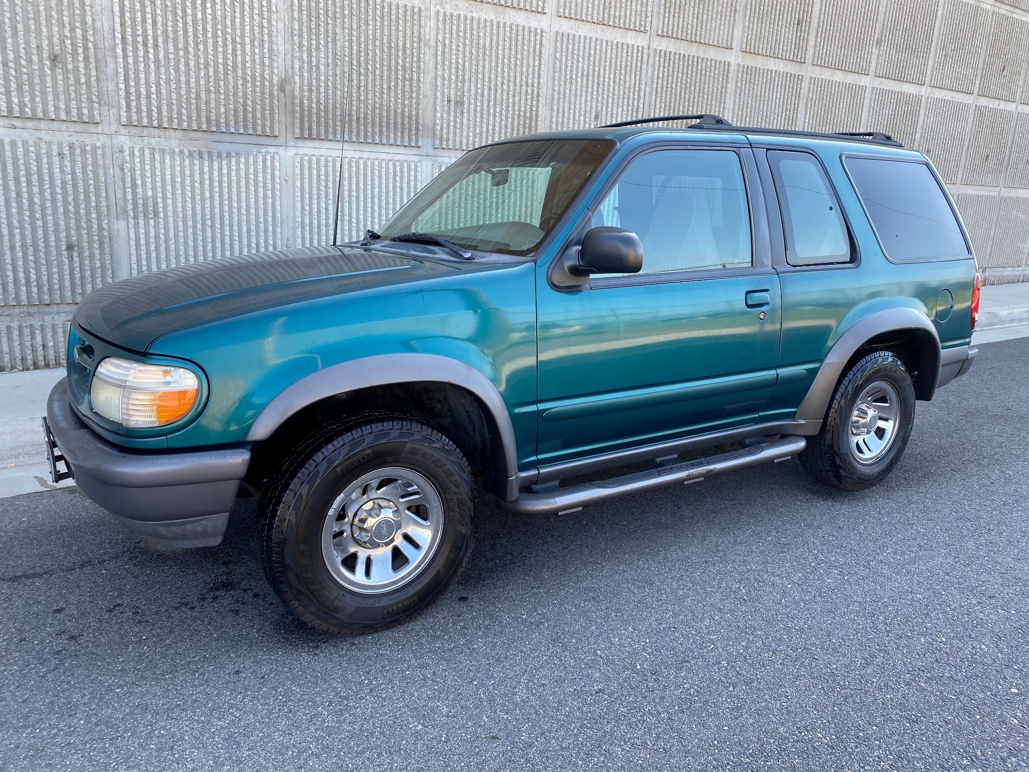 1998 Ford Explorer Sport