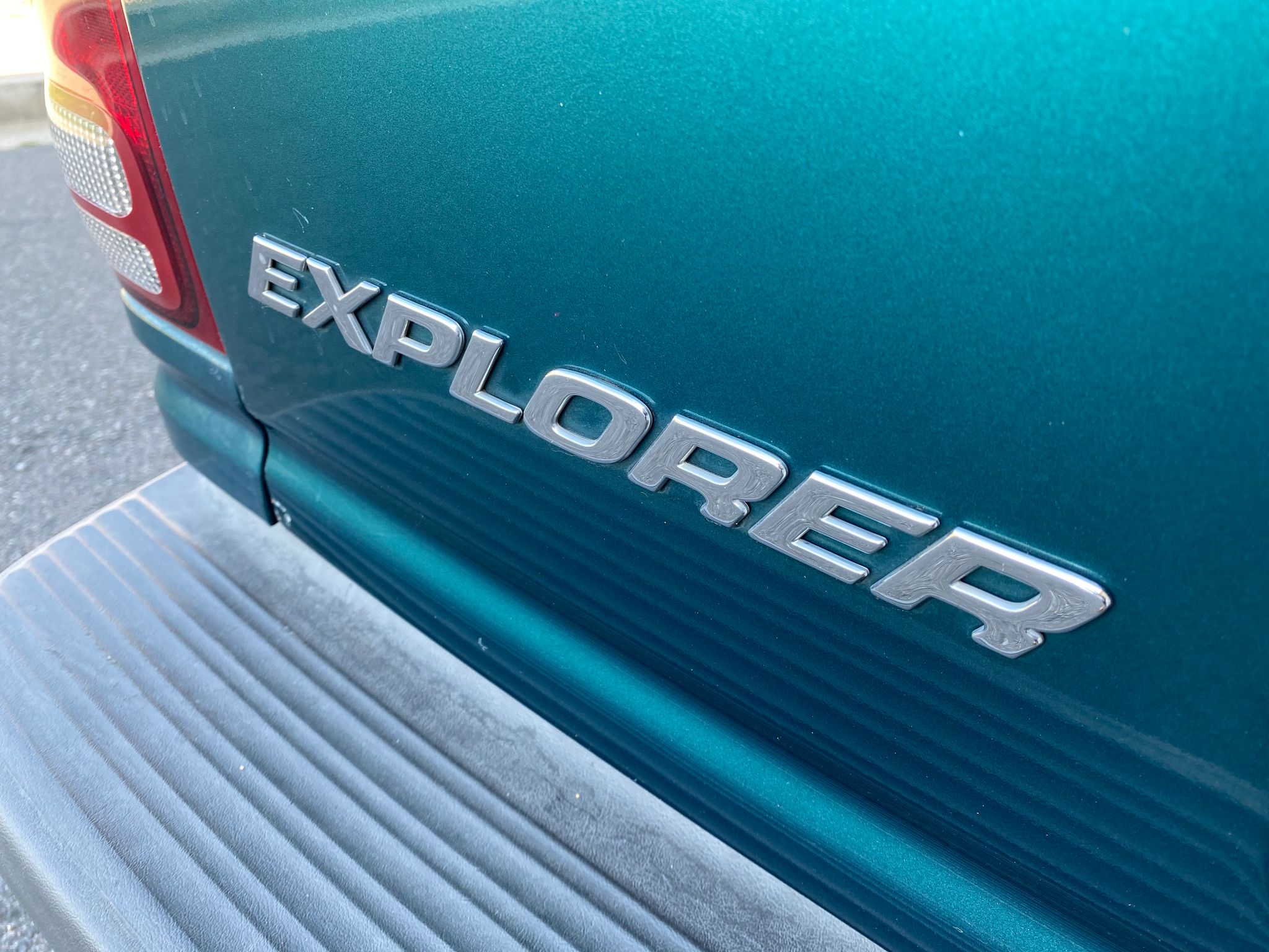 1998 Ford Explorer Sport
