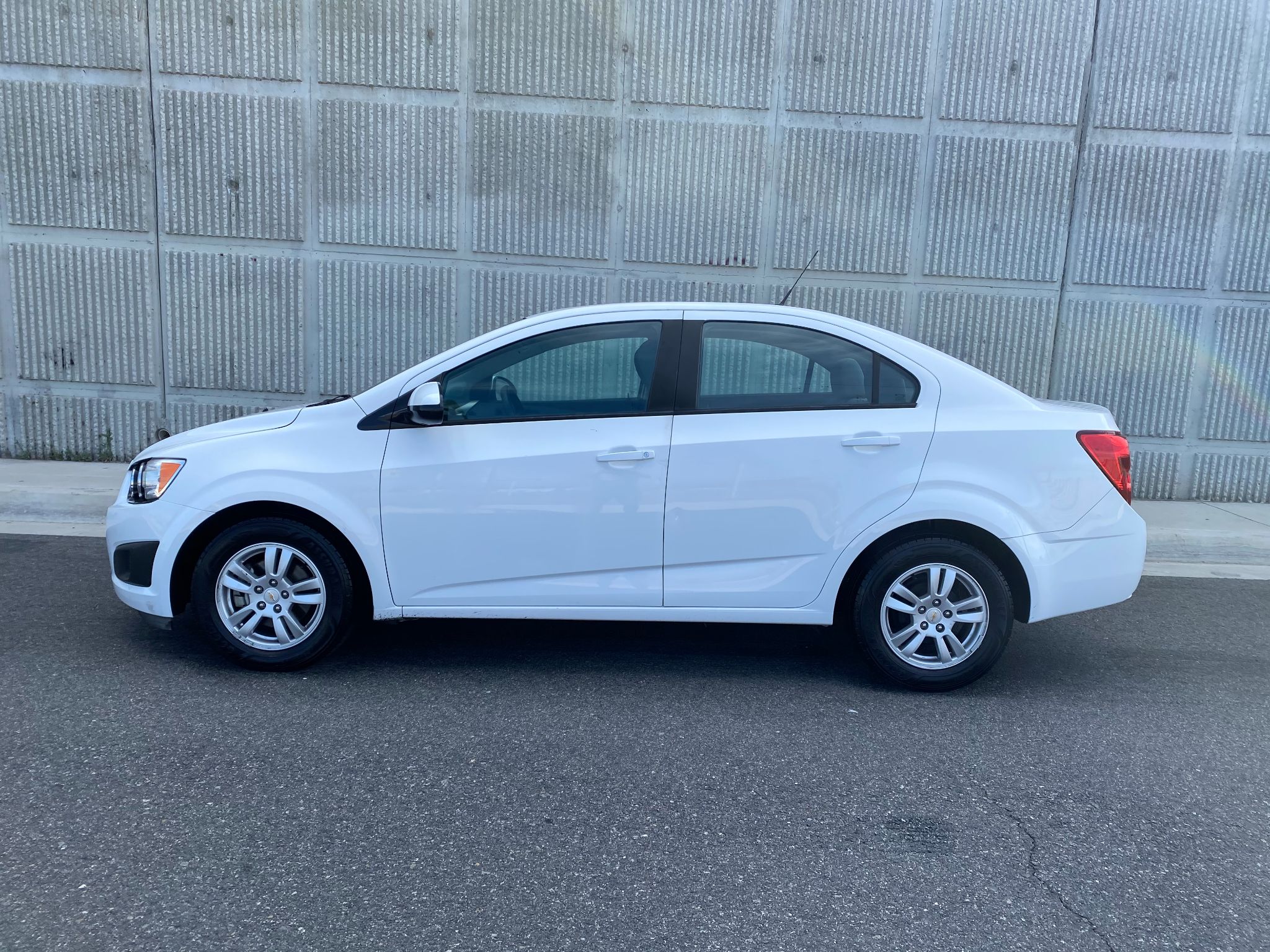 2012 Chevrolet Sonic LS