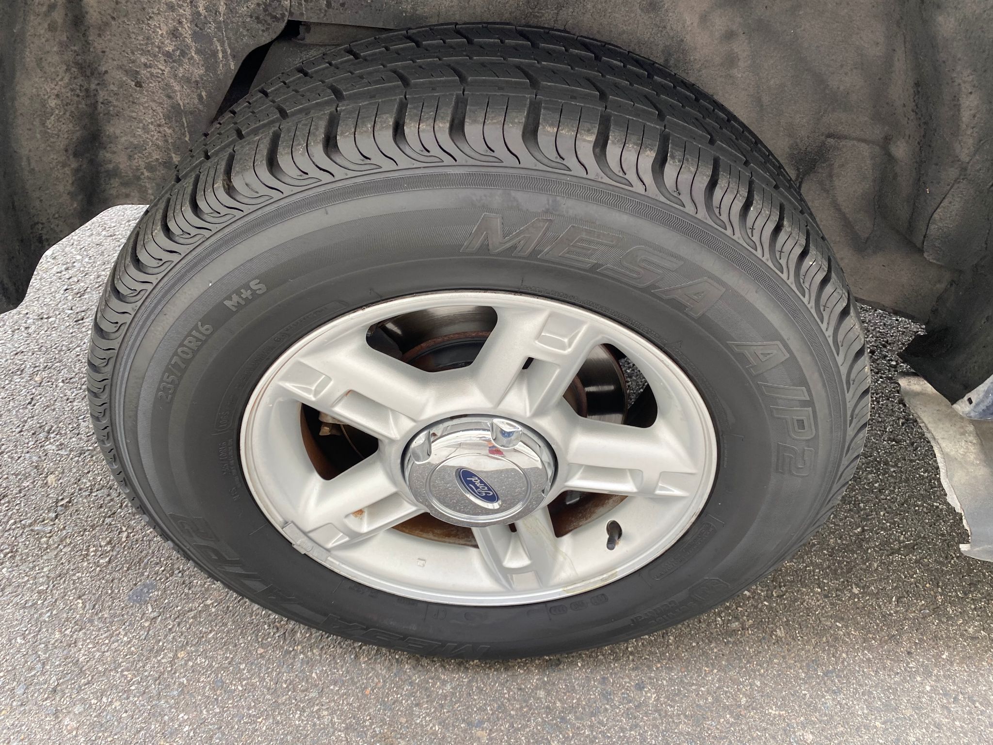 2004 Ford Explorer XLT