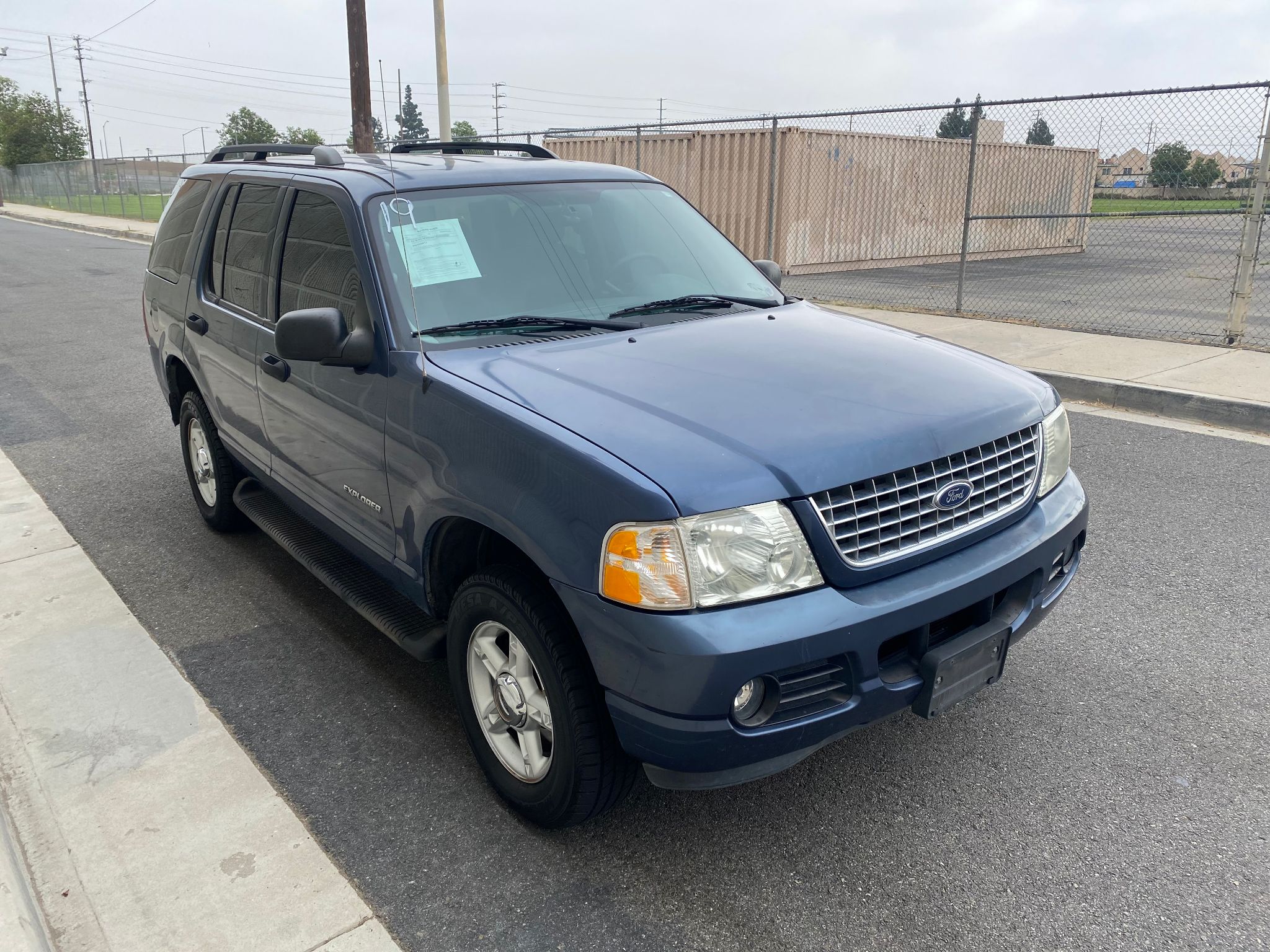 2004 Ford Explorer XLT