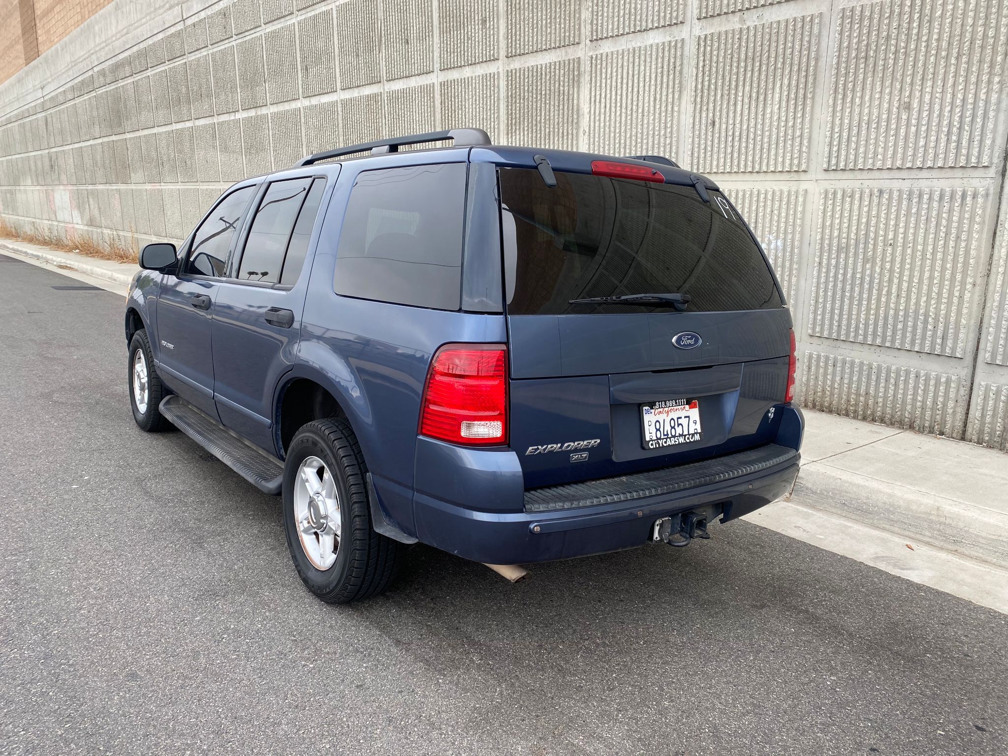 2004 Ford Explorer XLT